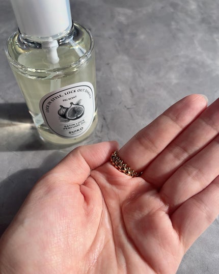 SUIKO パフュームオイル〈ヘアオイル〉/SUIKO HATSUCURE/ヘアオイルを使ったクチコミ(4枚目)