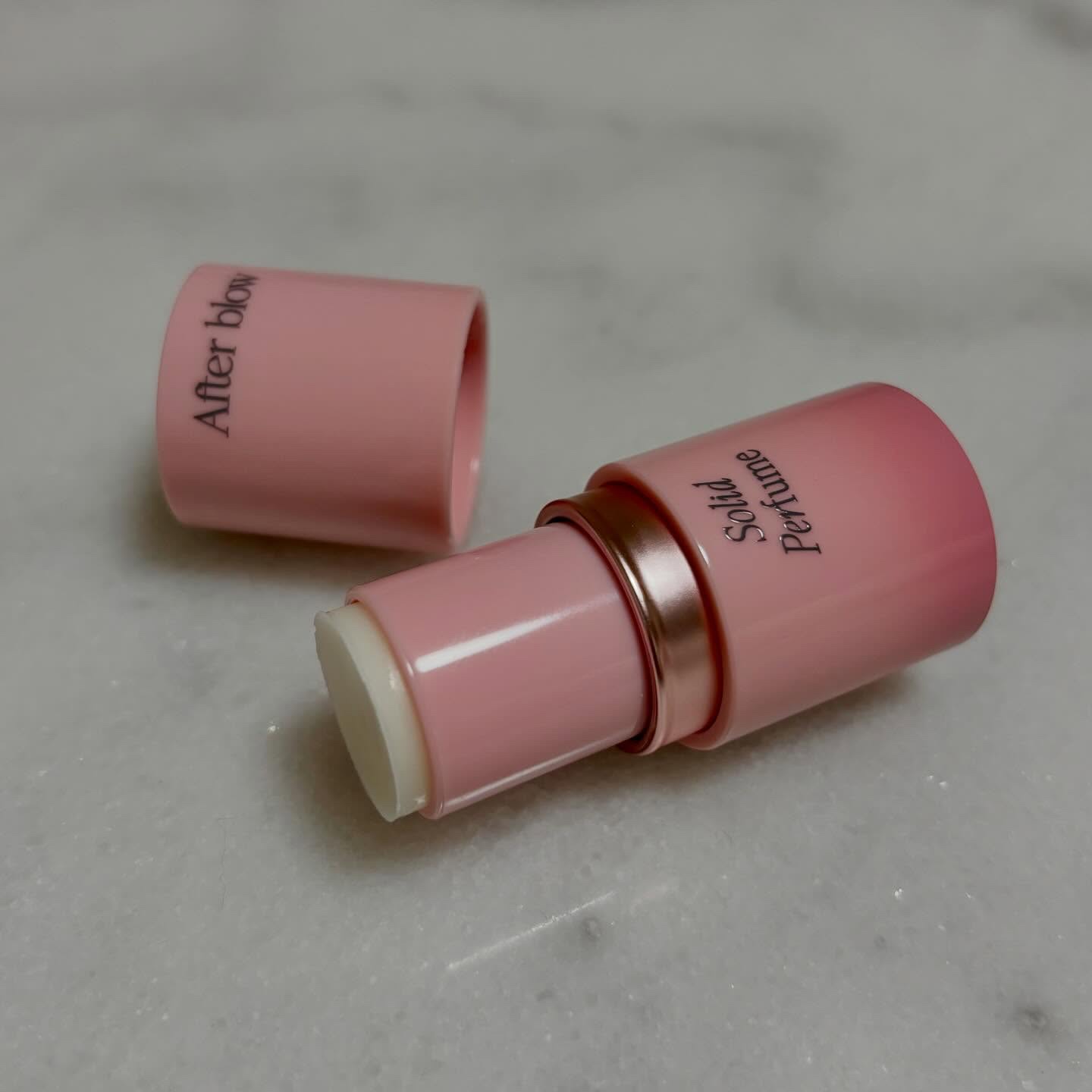 After blow ソリッドパフューム ウッディフィグのクチコミ「＼After blow ソリッドパフューム Woody Fig／ 
 
韓国フレグランスブラン.....」（3枚目）