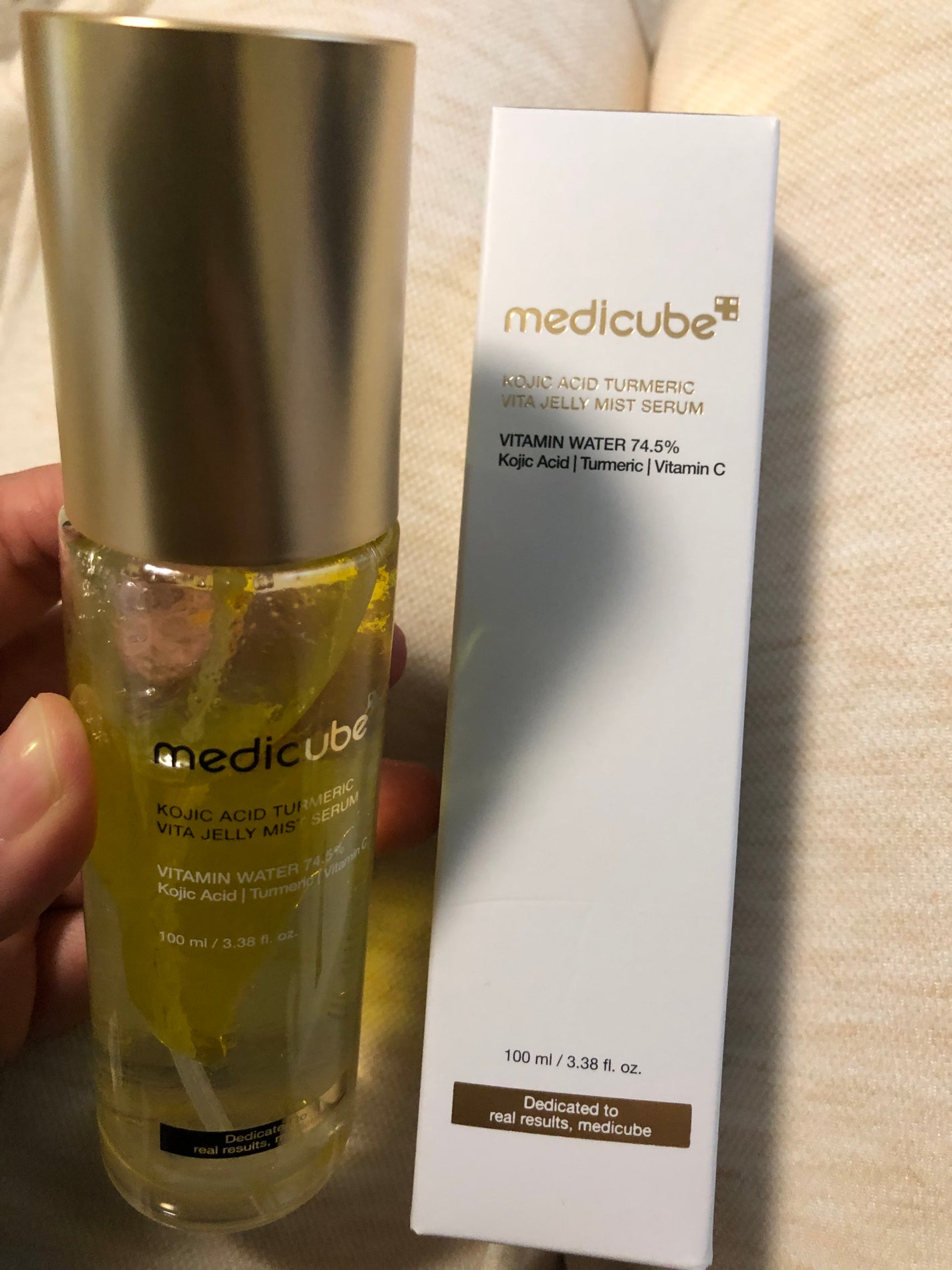 コウジ酸ビタゼリーセラムミスト/MEDICUBE/美容液を使ったクチコミ(1枚目)