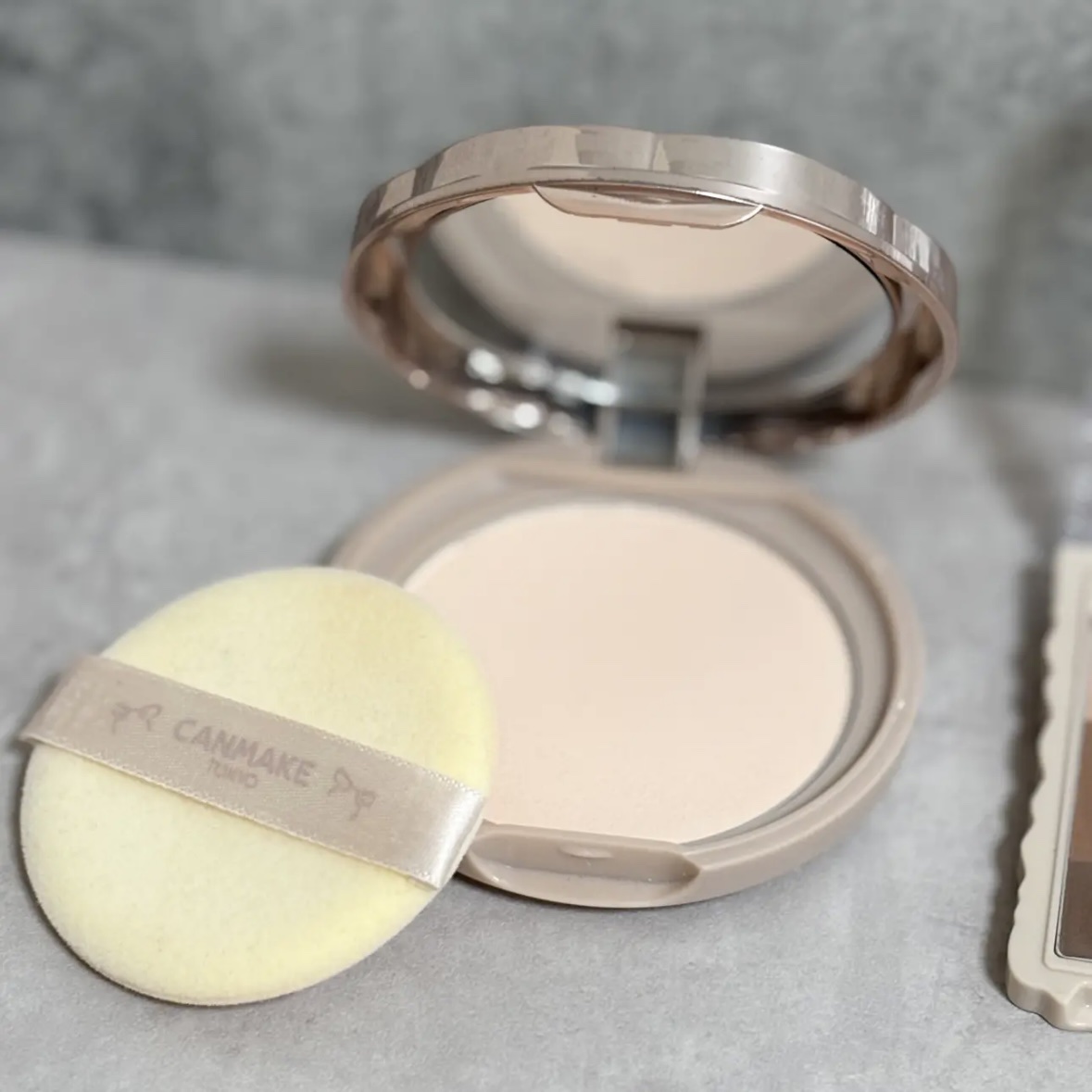 マシュマロフィニッシュパウダー/キャンメイク/プレストパウダーを使ったクチコミ（2枚目）