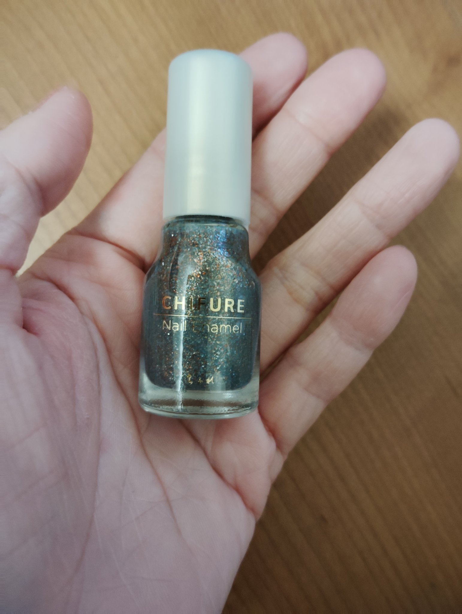 ネイル エナメル 049 グレー系ラメ/ちふれ/マニキュアを使ったクチコミ（1枚目）