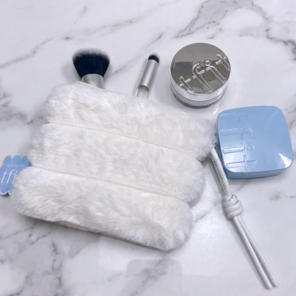 トランスルーセントセットエッセンシャルパウダー/TFIT/ルースパウダーを使ったクチコミ（2枚目）