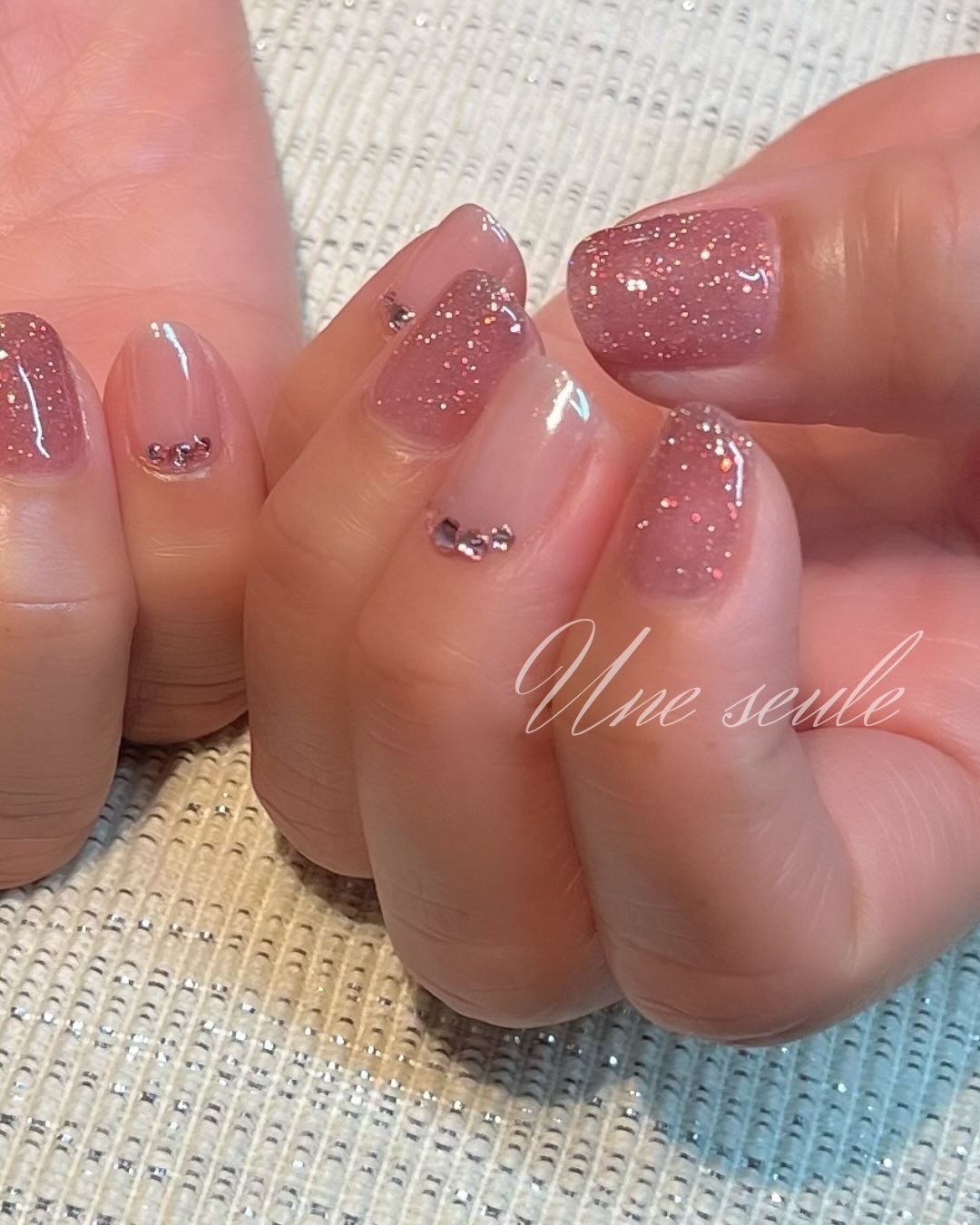 #成城ネイル,#美爪ネイル,#大人ネイル,#冬ネイル,#艶ネイル,#冬ネイル,#ホリデーネイル,#ピンクネイル,#上品ネイル,#ミラーネイルのネイルデザイン