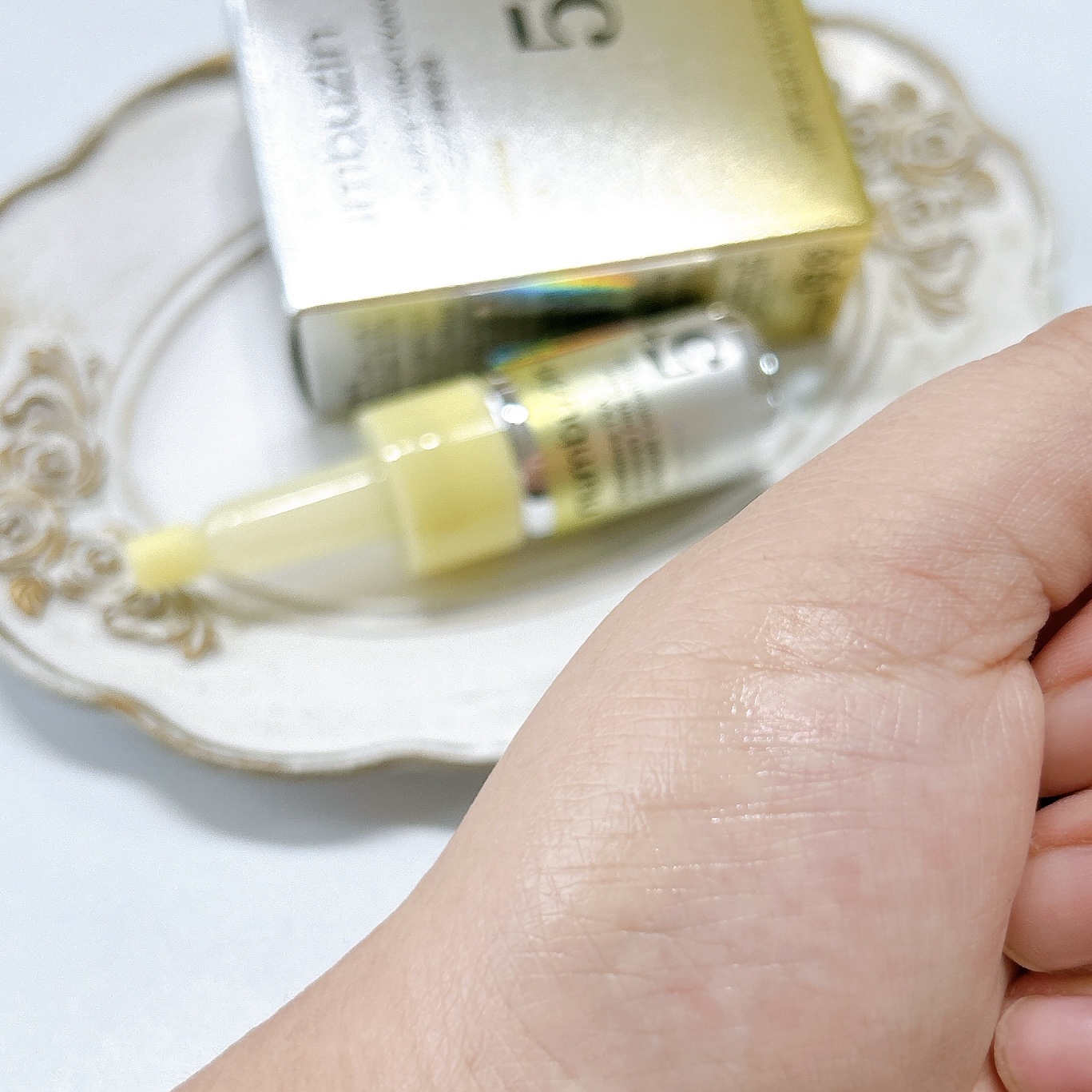 5番 白玉グルタチオン100×TXA10集中トーニング美容液/numbuzin/美容液を使ったクチコミ（3枚目）