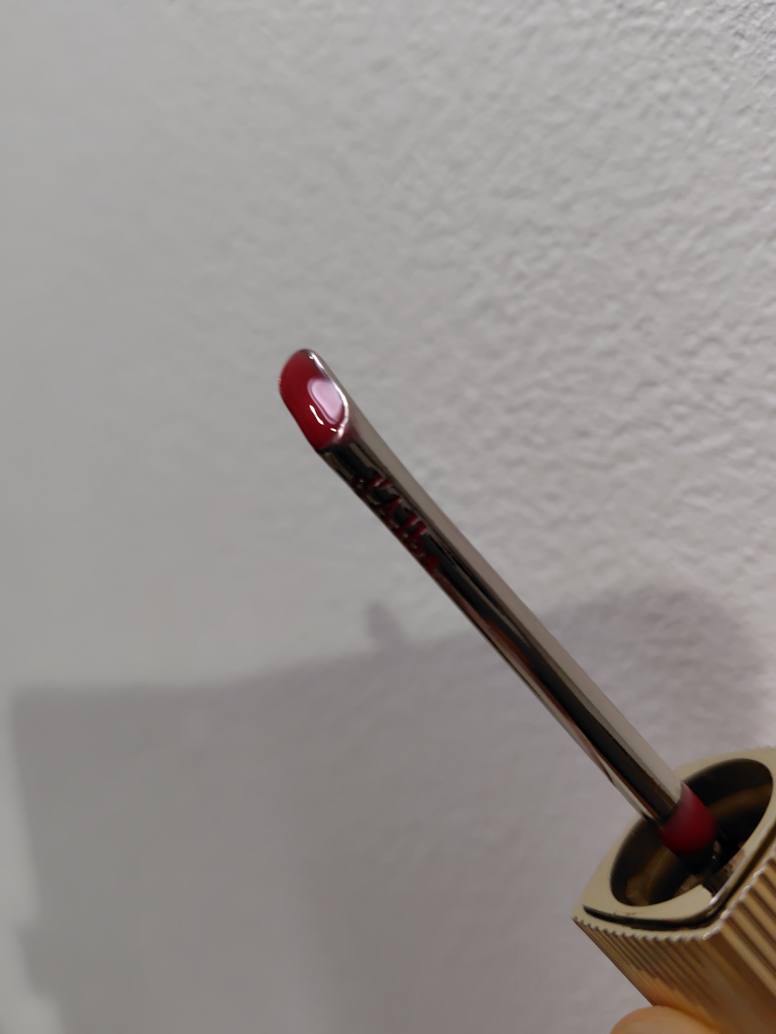 プランピングリップグロウムードボリューマイザー 03 ペタルローズ(Petal Rose)/ダルバ/リップグロスを使ったクチコミ（2枚目）