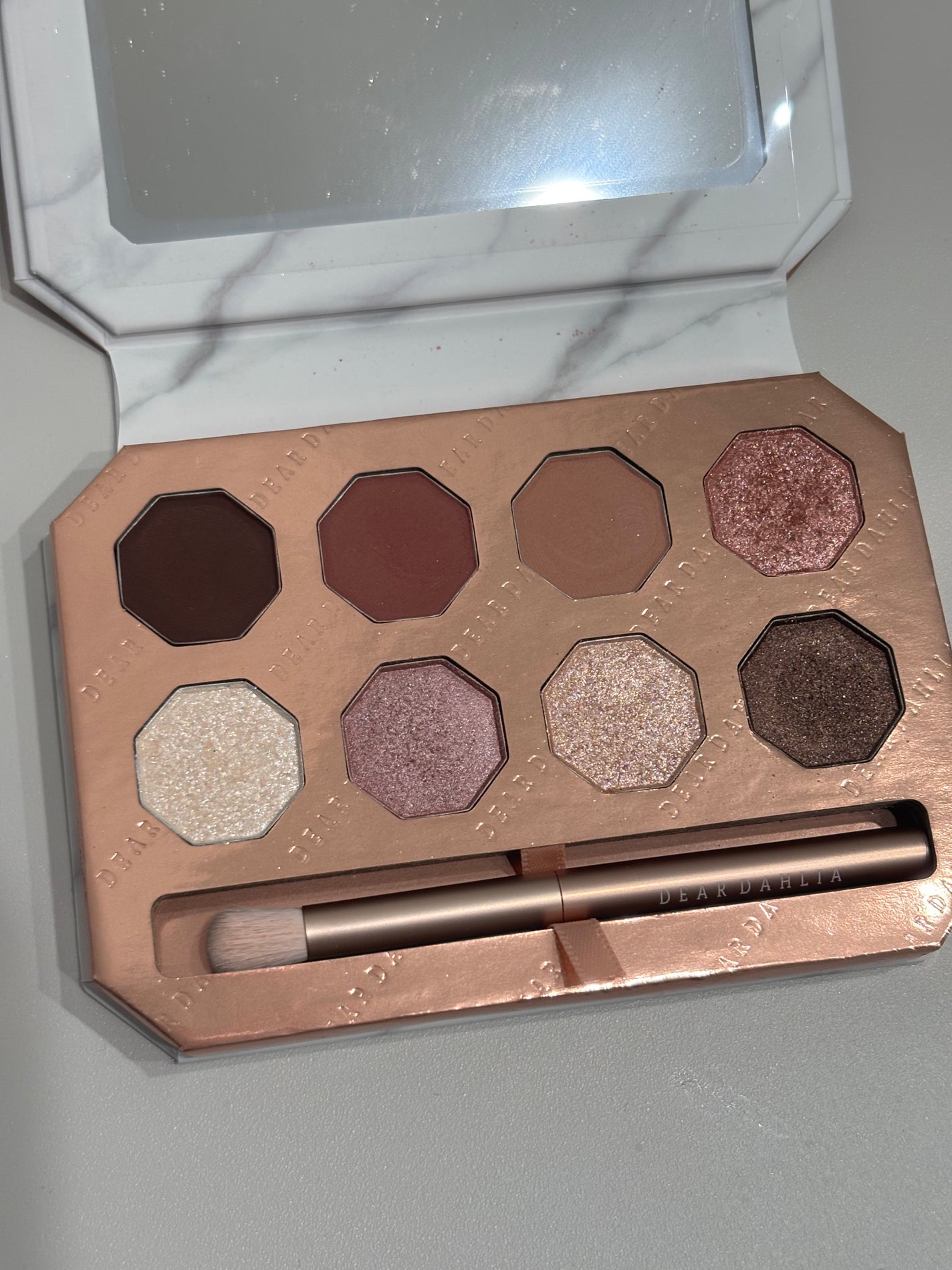 MESMERIZING MOMENT COLLECTION PALETTE/DEAR DAHLIA/アイシャドウパレットを使ったクチコミ(2枚目)