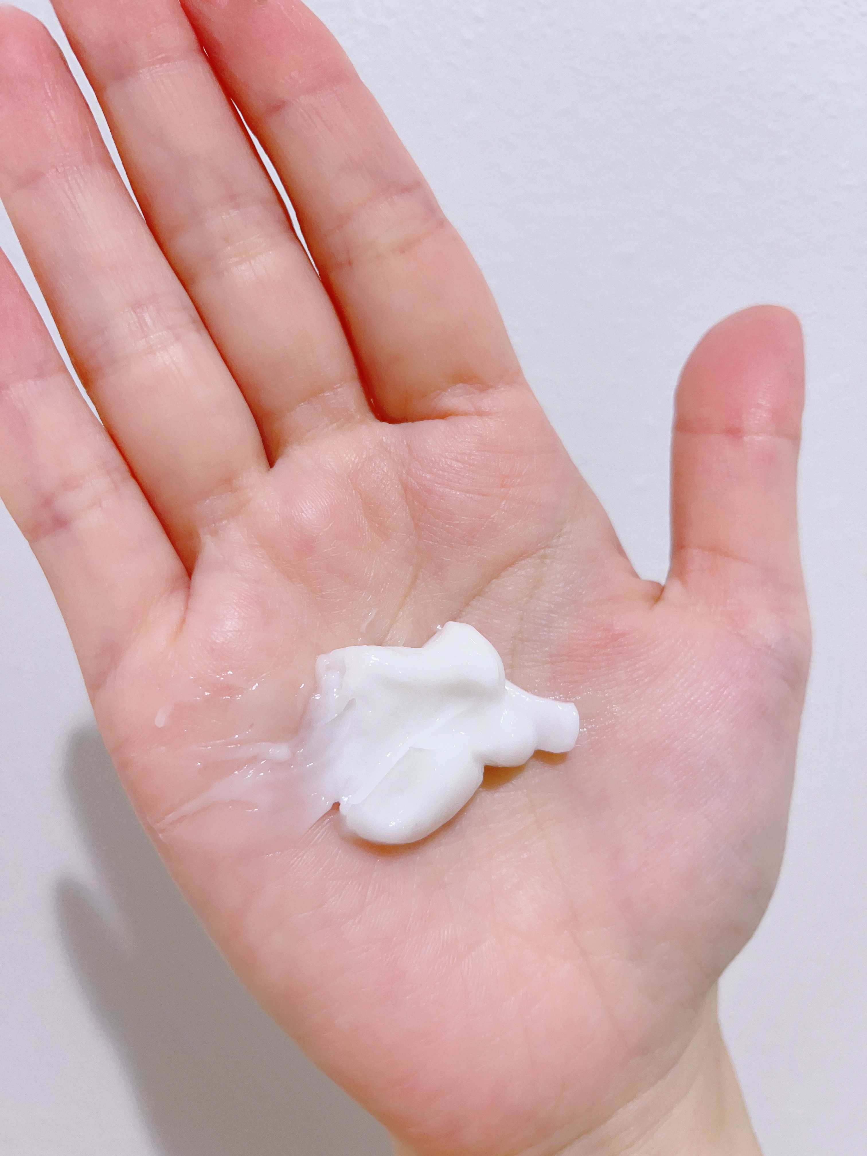 ストレートシャンプー/ストレートトリートメント ホワイトブロッサムの香り/Straine/市販シャンプーを使ったクチコミ（3枚目）