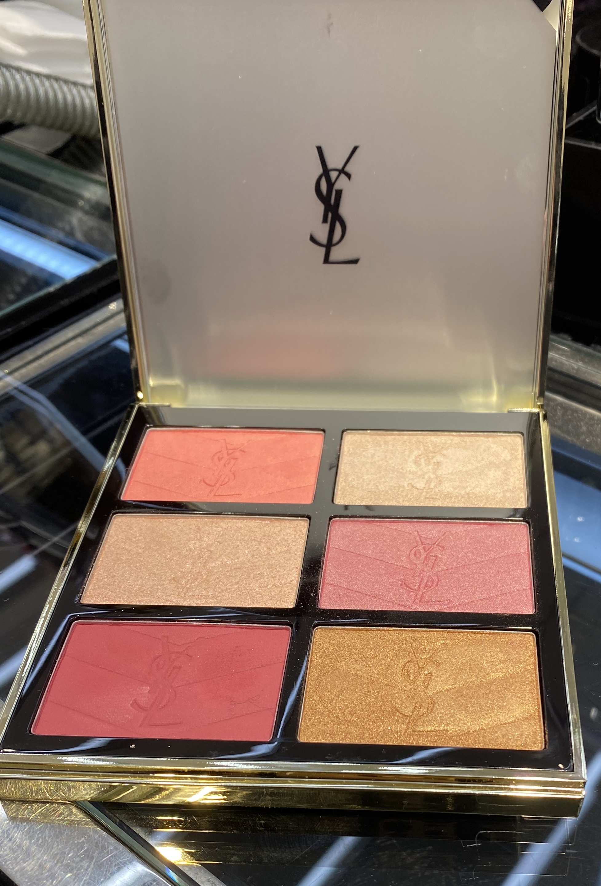 クチュール フェイス パレット/YVES SAINT LAURENT BEAUTE/パウダーチークを使ったクチコミ（1枚目）