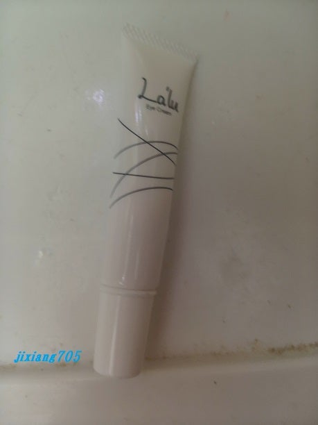 ボタニカルアイクリームLa'lu(ラルー)/ogaコスメ研究所/アイケア・アイクリームを使ったクチコミ(4枚目)