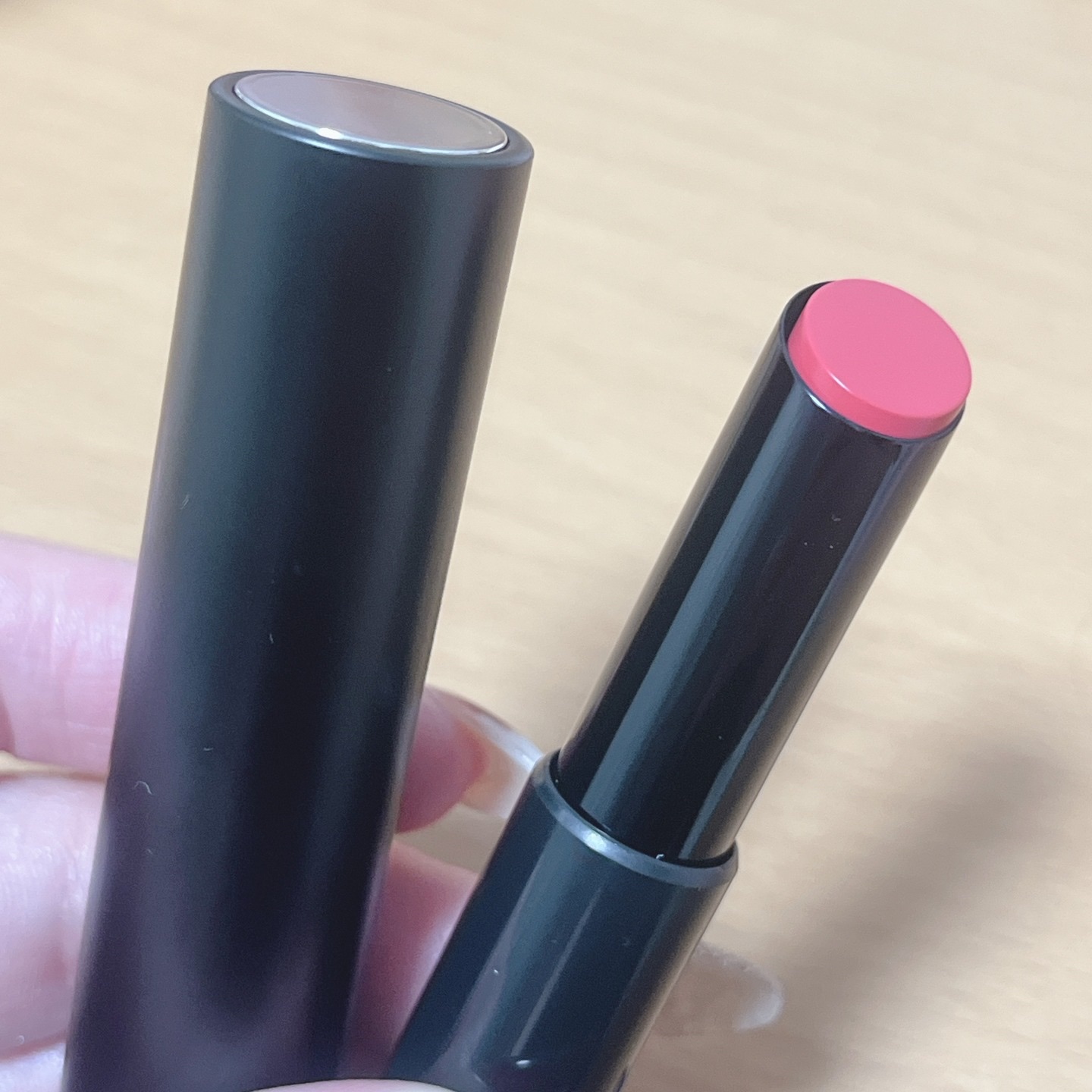 ラスティング フィニッシュ オイルモイスト ティント C/リンメル ロンドン/リップティントを使ったクチコミ（2枚目）