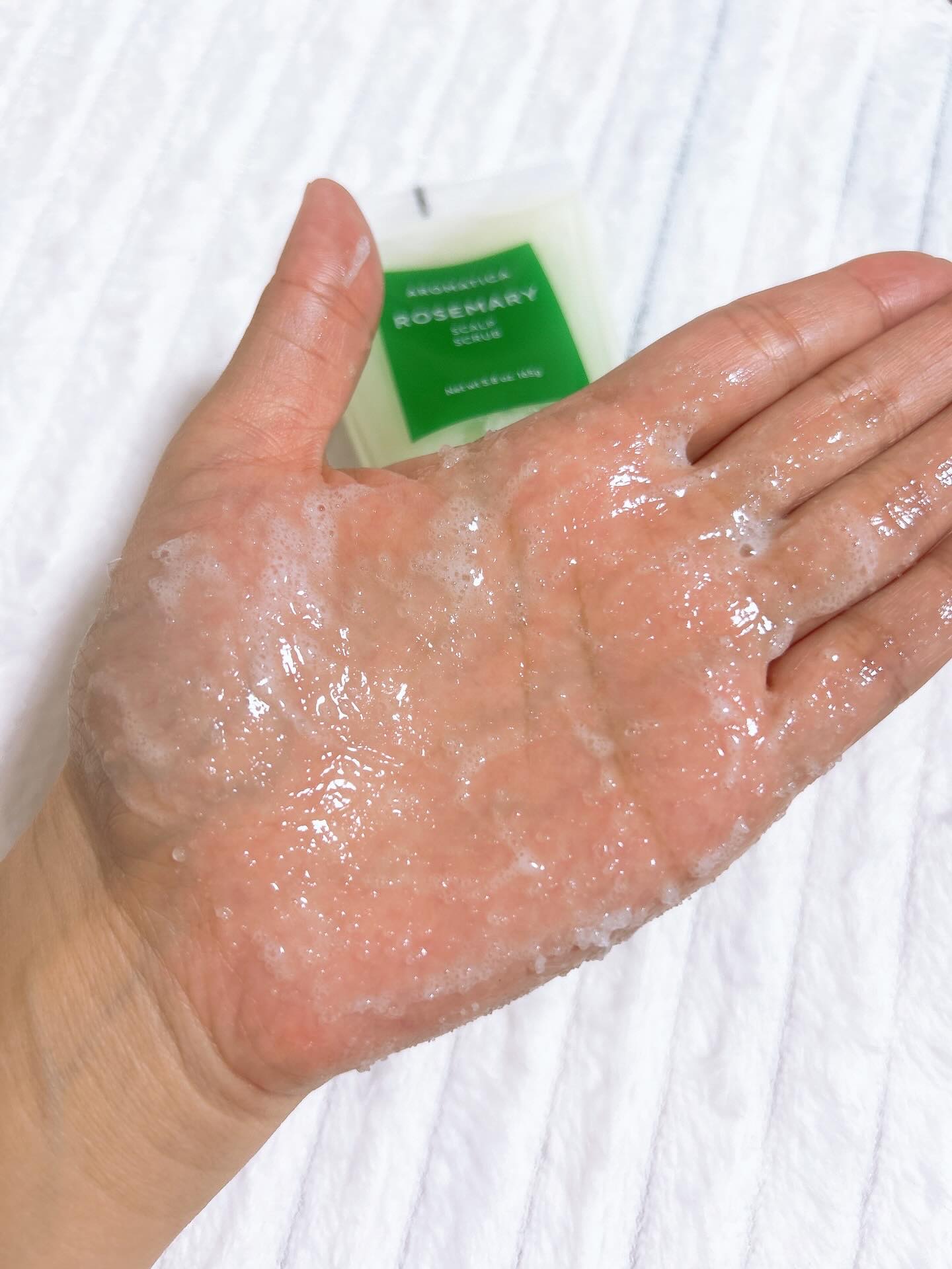 ローズマリー スカルプ スクラブ/AROMATICA/ヘッドスクラブを使ったクチコミ（3枚目）