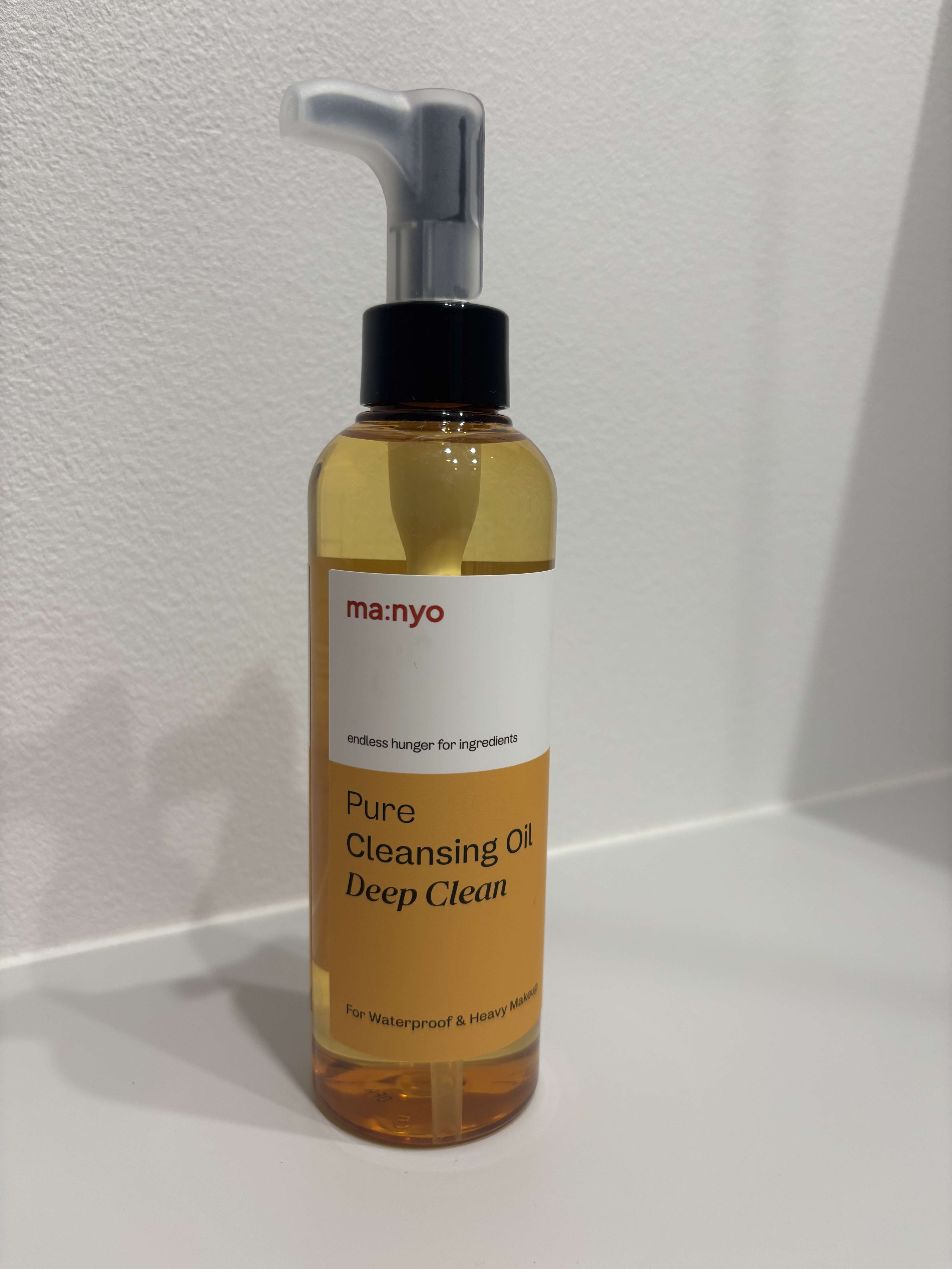 manyo
ピュア クレンジング オイル
200ml

2本セットとミニサイズついて、なんとー‼️
3480円でした꒰⌯ •· •⌯ ꒱♡嬉しい(ღ✪ｖ✪)


1本は、義理の妹(#さ ちゃん)にプレゼント🎁

使ってみると、つるすべにな