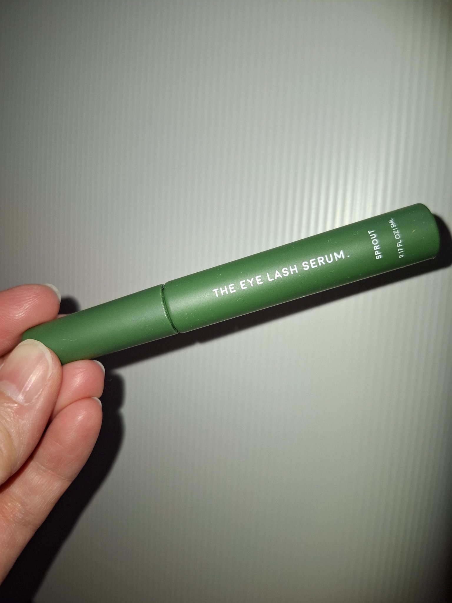 ザ アイラッシュセラム スプラウト/1948- COSMETICS FACTORY./まつげ美容液を使ったクチコミ（1枚目）