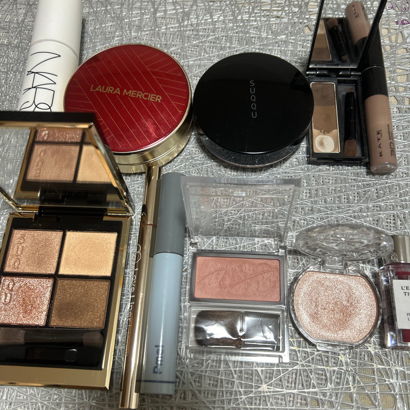 オイル リッチ グロウ ルース パウダー/SUQQU/ルースパウダーを使ったクチコミ(2枚目)