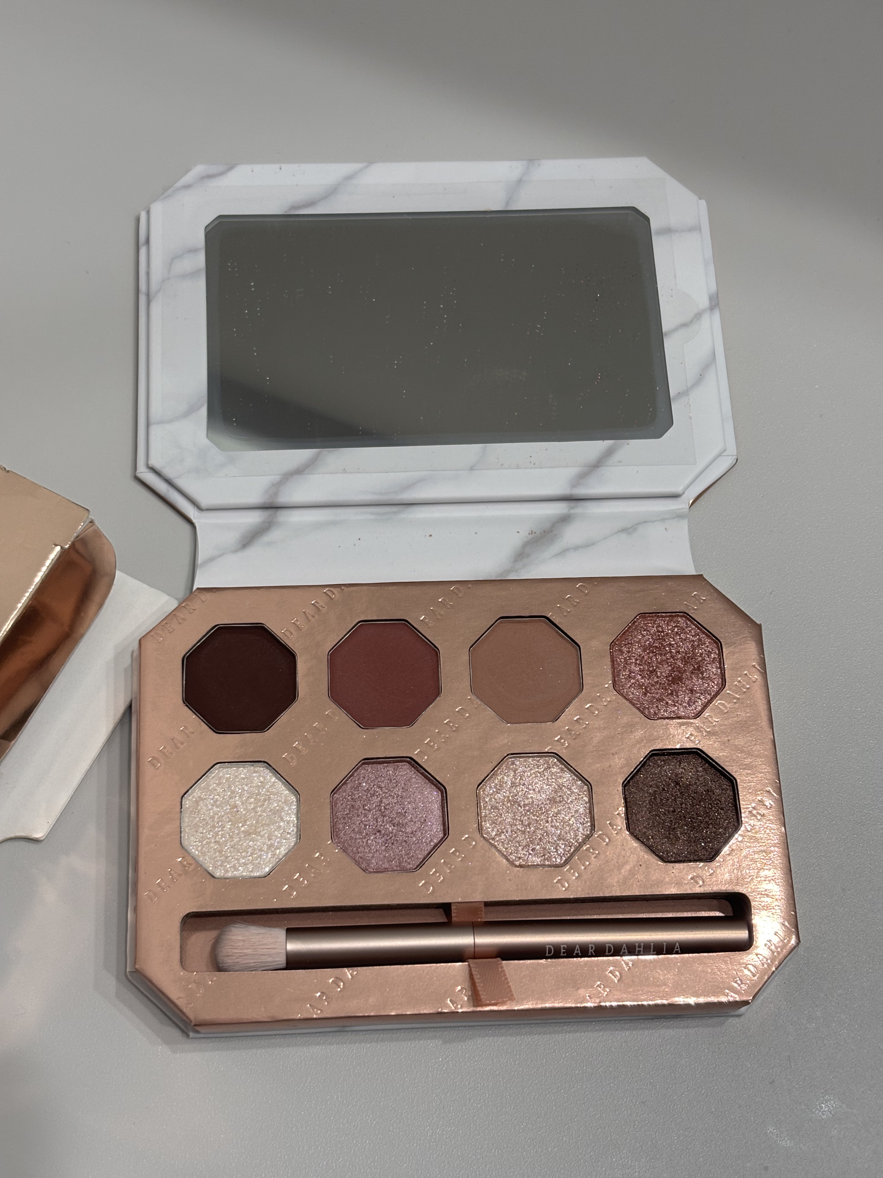 MESMERIZING MOMENT COLLECTION PALETTE/DEAR DAHLIA/アイシャドウパレットを使ったクチコミ（1枚目）