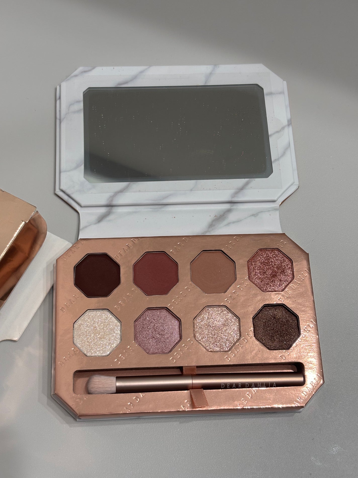 MESMERIZING MOMENT COLLECTION PALETTE/DEAR DAHLIA/アイシャドウパレットを使ったクチコミ(1枚目)