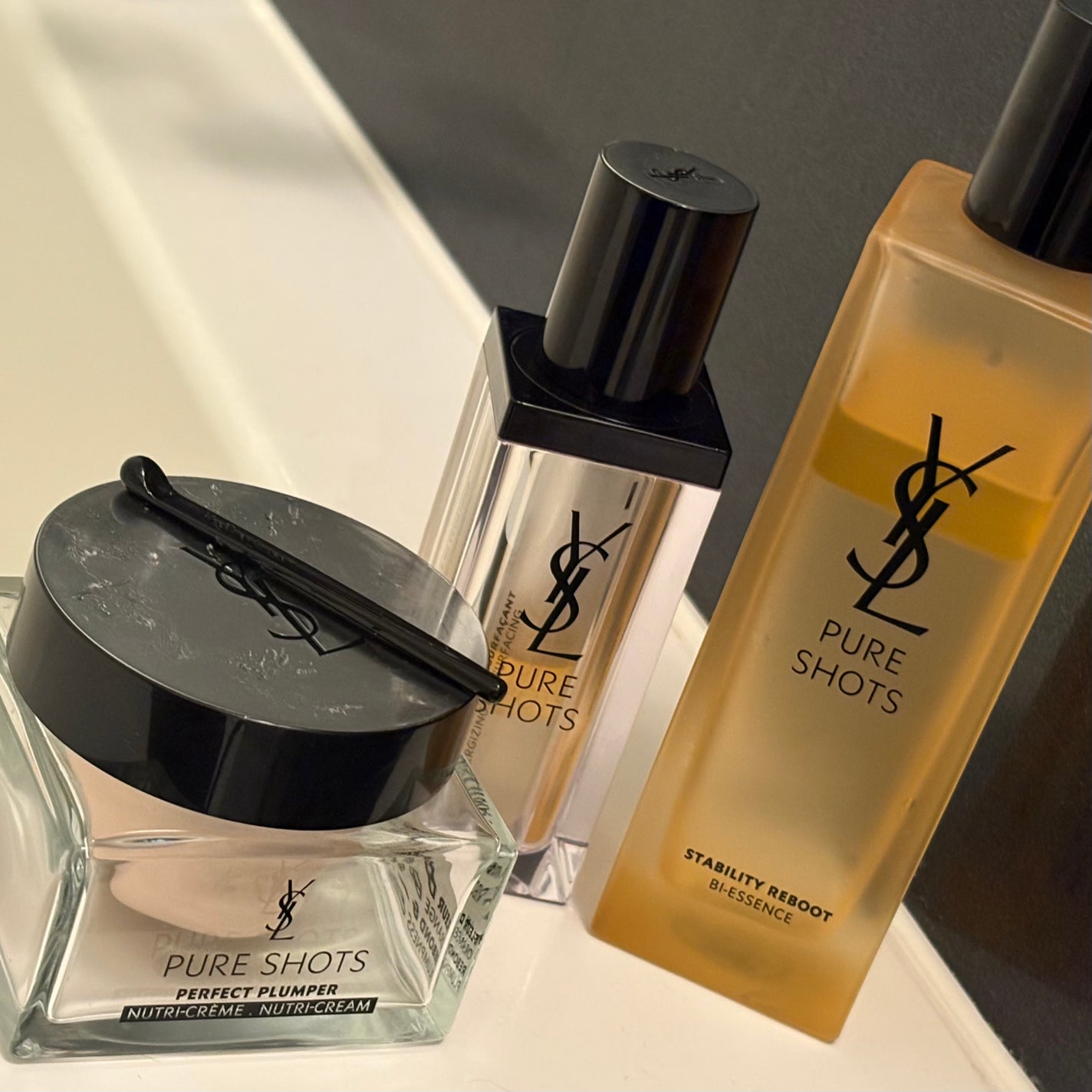 ピュアショット ナイト リチャージセラム/YVES SAINT LAURENT BEAUTE/美容液を使ったクチコミ(1枚目)
