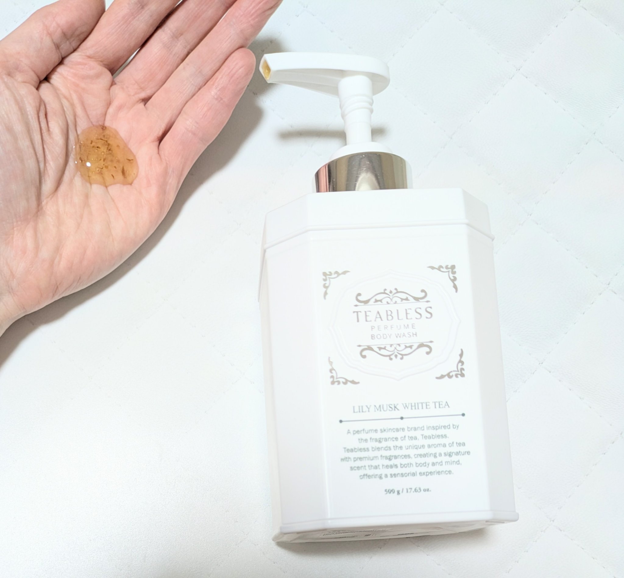 パフュームボディソープ リリィムスクホワイトティー/TEABLESS/ボディソープを使ったクチコミ（3枚目）