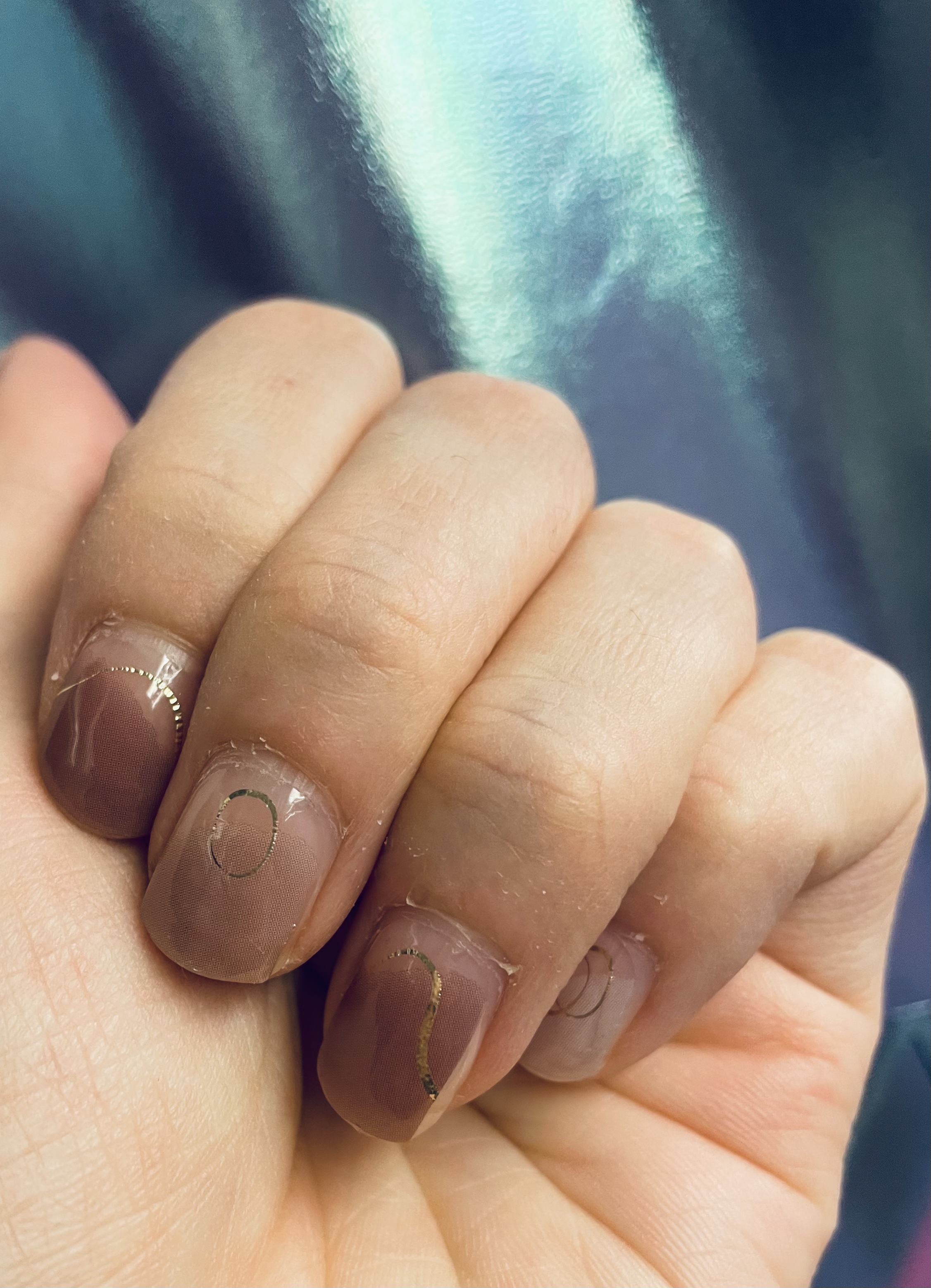 ライトキュアリングUVジェルネイルシール/キャンドゥ/ネイルシールを使ったクチコミ（1枚目）