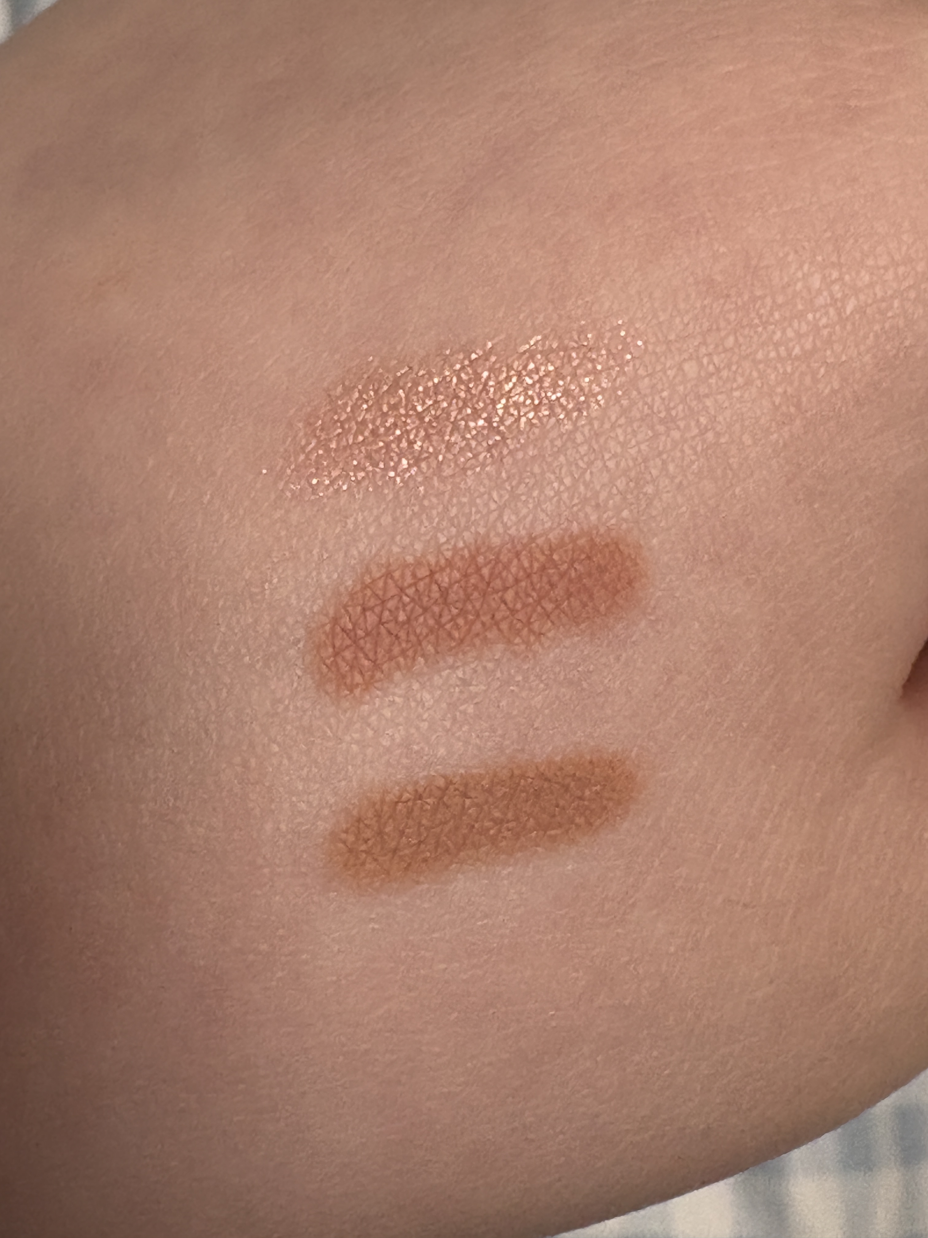 クリームスティックシャドウ 01 スターリットピンク/SISTER ANN/スティックアイシャドウを使ったクチコミ（3枚目）