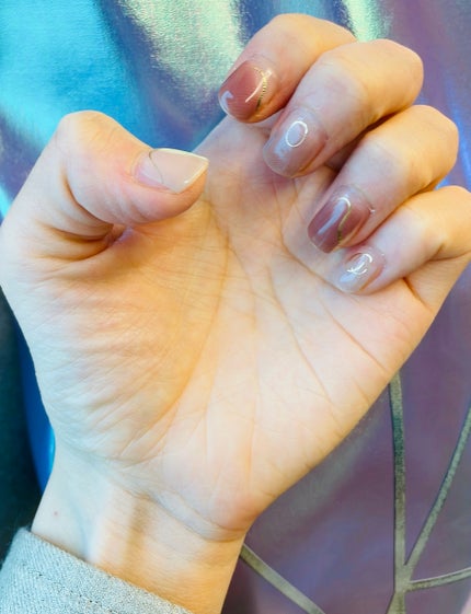 ライトキュアリングUVジェルネイルシール/キャンドゥ/ネイルシールを使ったクチコミ(2枚目)