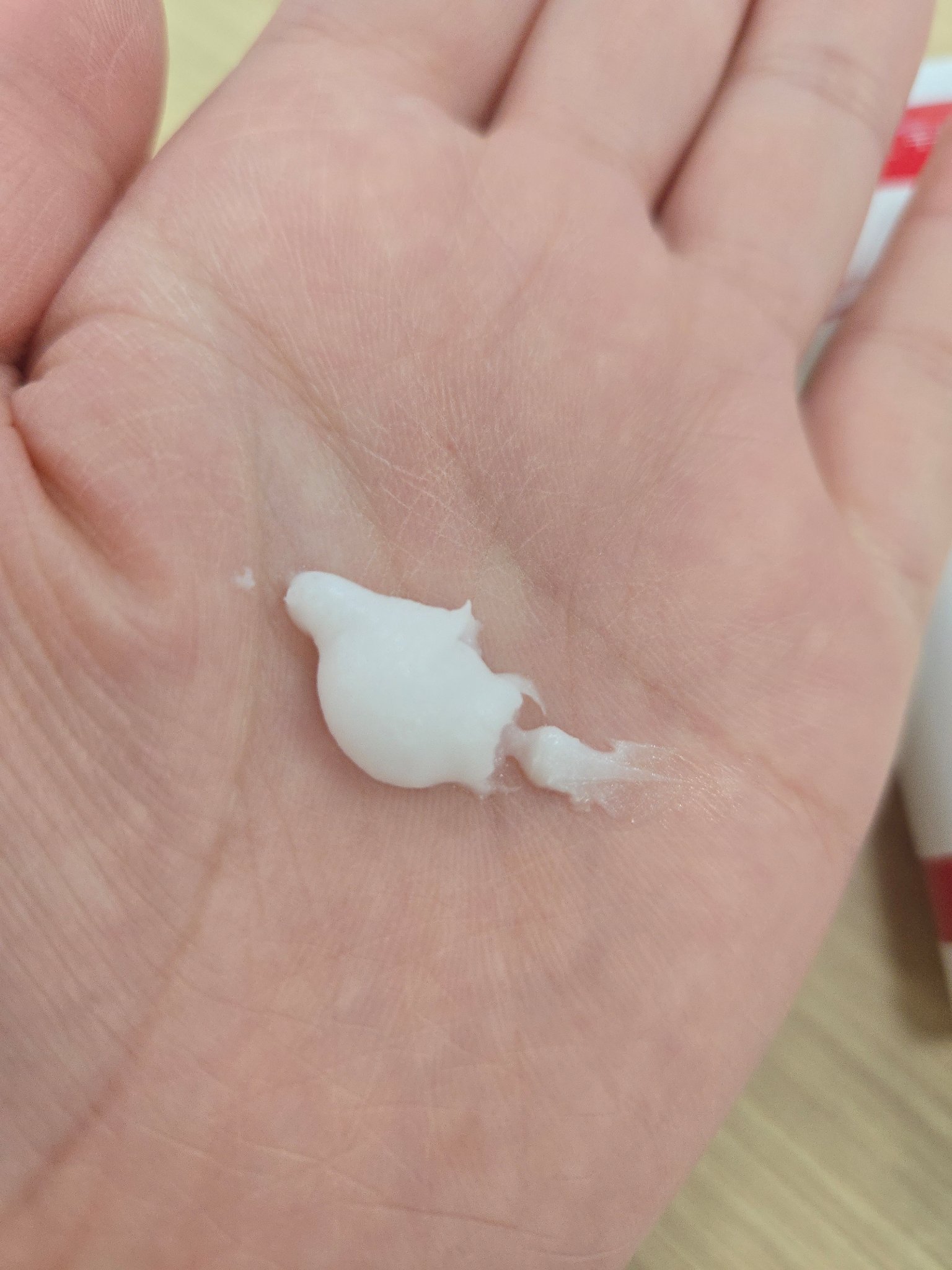 プロ・業務用 手肌の荒れを防ぐハンドクリーム/プロ・業務用/ハンドクリームを使ったクチコミ（2枚目）