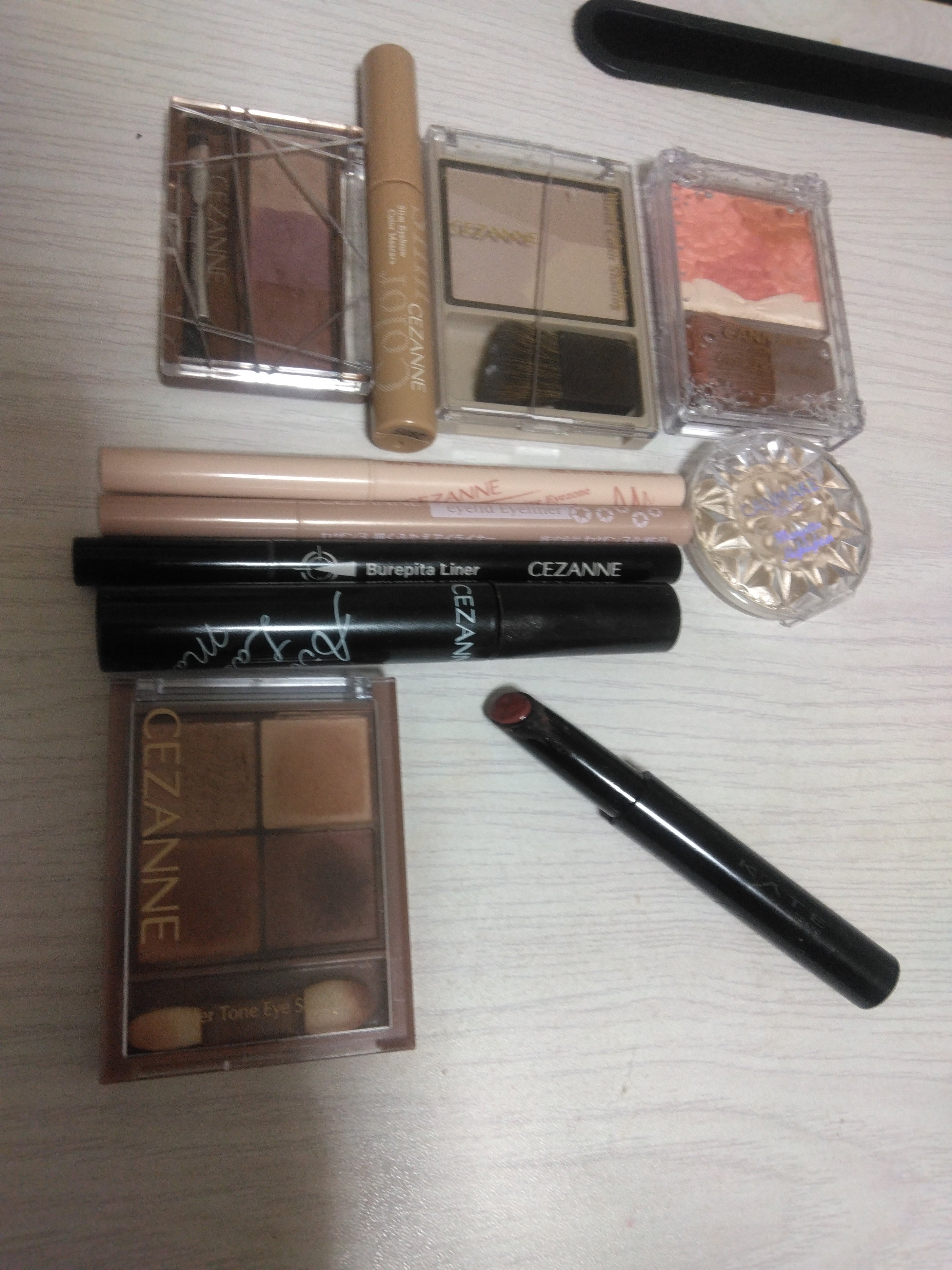 描くアイゾーンコンシーラー/CEZANNE/ペンシルコンシーラーを使ったクチコミ（1枚目）