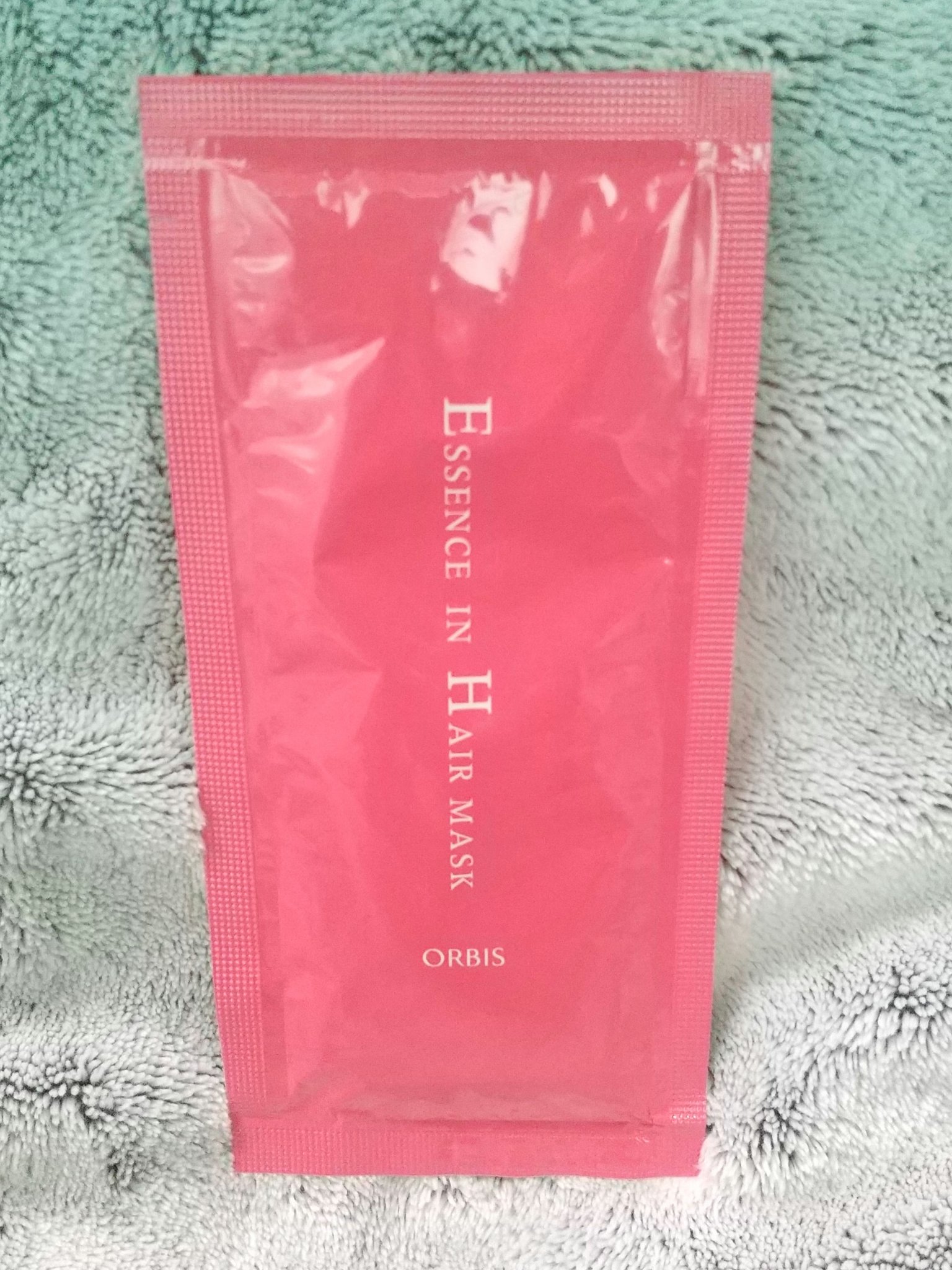 【使った商品】オルビス エッセンスインヘアマスク
【香り】無香料
【テクスチャ】滑らか
【どんな人におすすめ？】時短が好きな人
【良いところ】置き時間0
【イマイチなところ】あまり良さがわからなかった

✼••┈┈••✼••┈┈••✼••┈