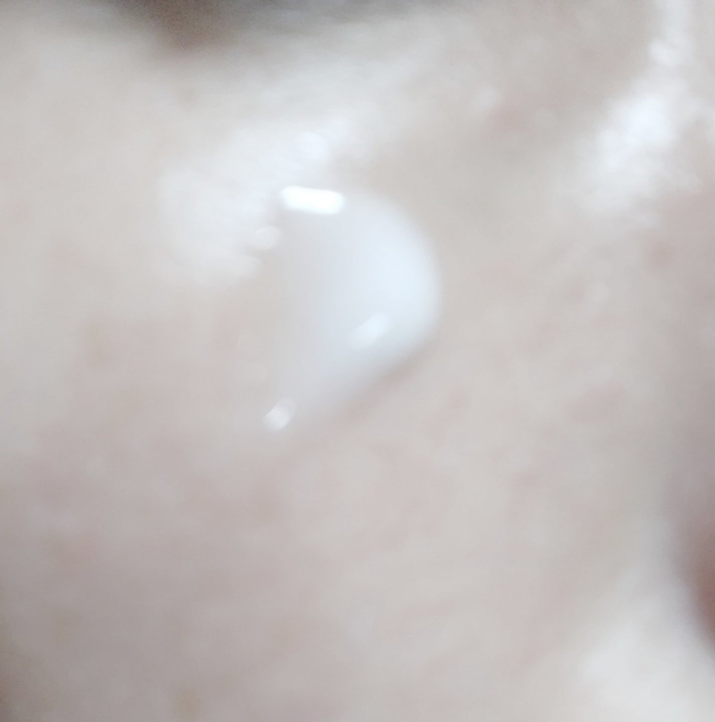 ミノン アミノモイスト ブライトニング モイストエッセンス/ミノン/美容液を使ったクチコミ(6枚目)