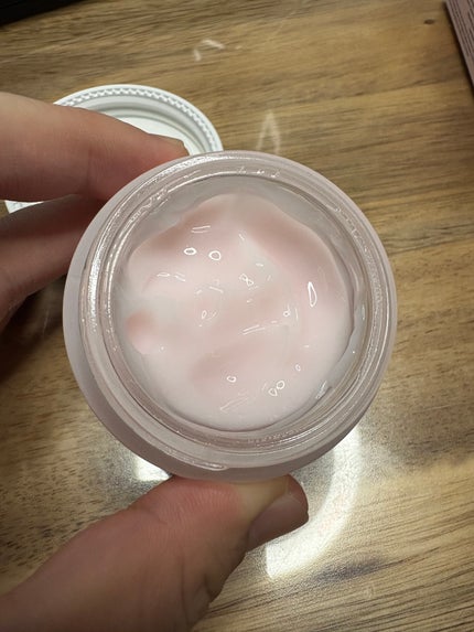 ローズウォーター スリーピングマスク/FEMMUE/フェイスクリームを使ったクチコミ(2枚目)