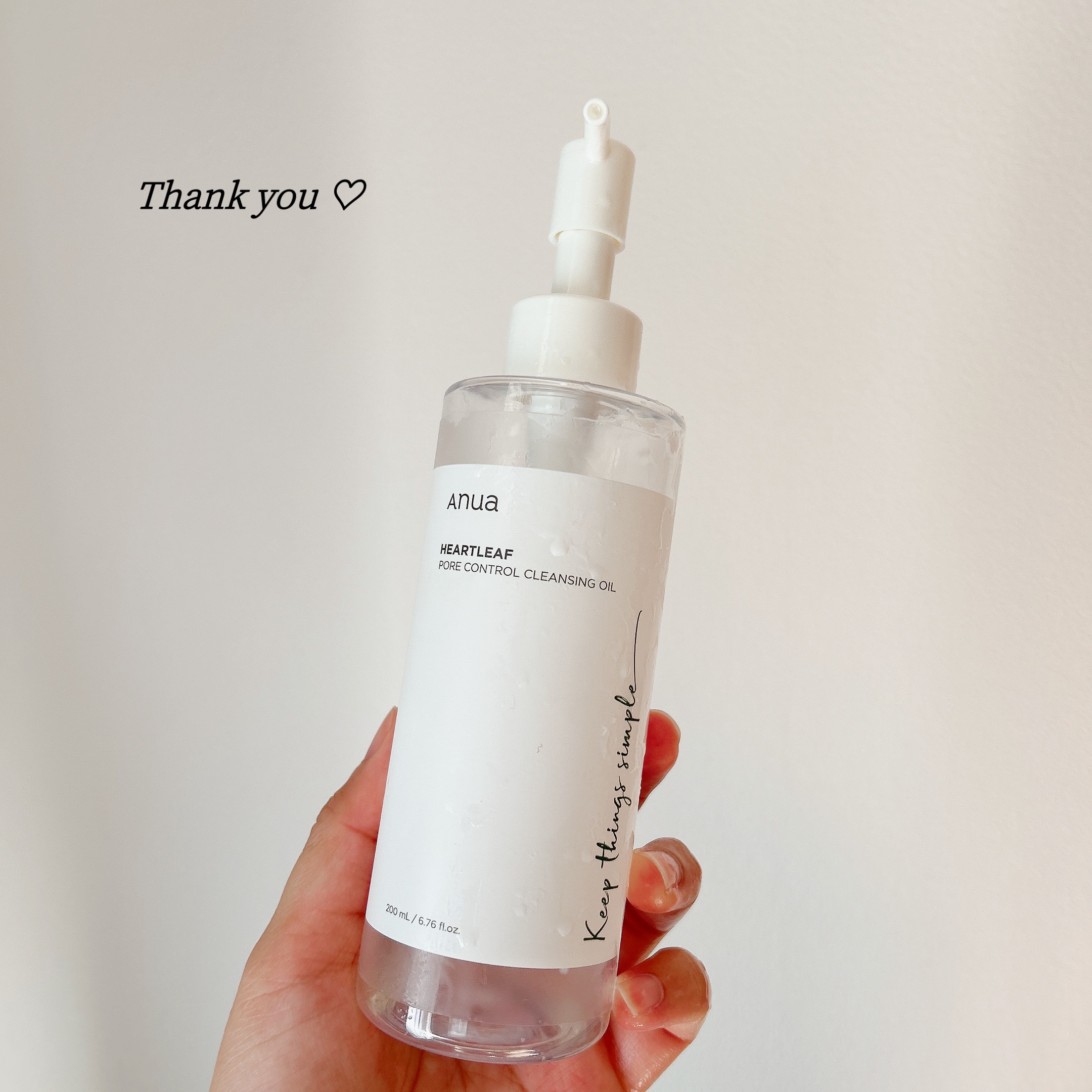 \ 使い切りレビュー🤍🤍 /



Anua
ドクダミ ポアコントロール
クレンジングオイル使い切りました🙌🏻🤍

初めて使ってみたけど、
好きな使用感でした🤍🤍

さらっとしたテクスチャーで、
あまりオイル感なく使いやすい。