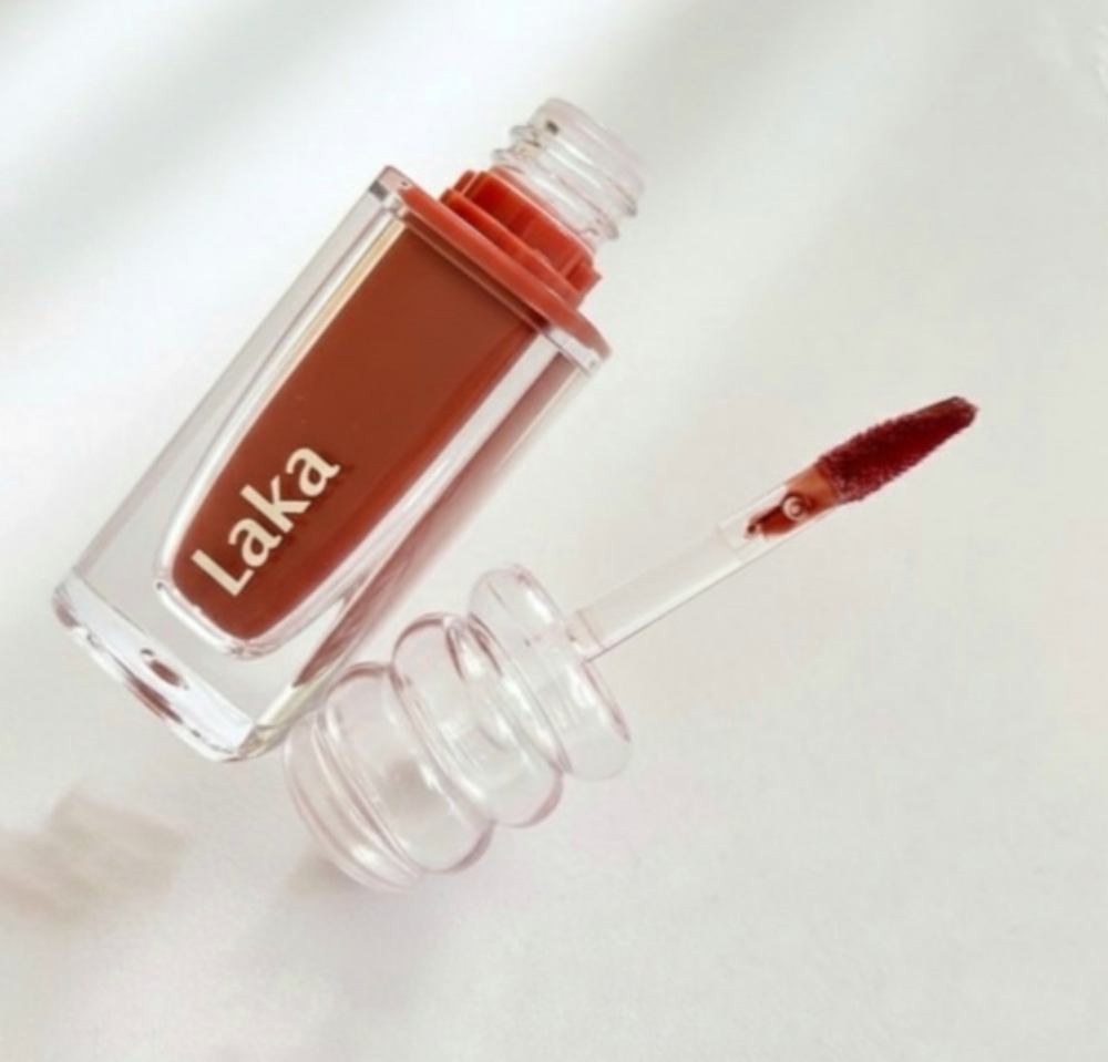 ラカ　マキシグレイヤーティント ＃616　メイプル/Laka/リップティントを使ったクチコミ（2枚目）
