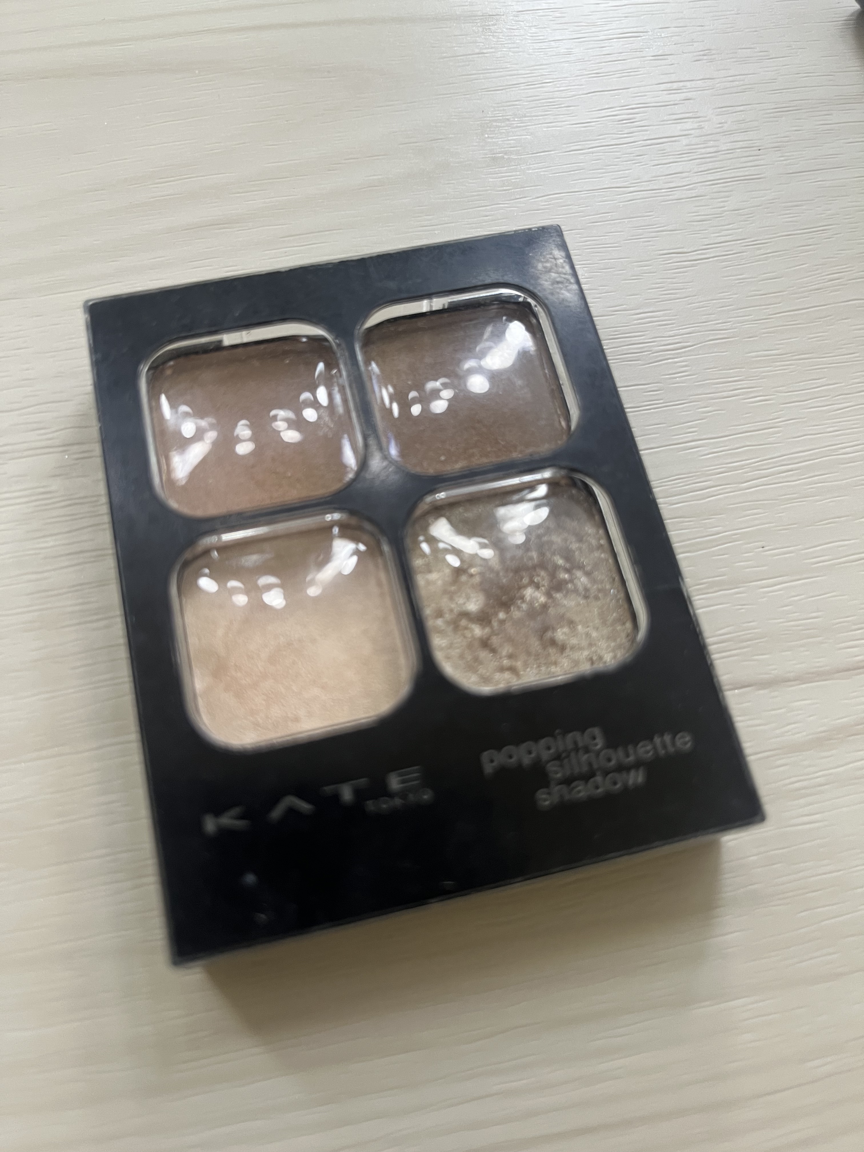 ケイト ポッピングシルエットシャドウ/KATE/アイシャドウパレットを使ったクチコミ（2枚目）