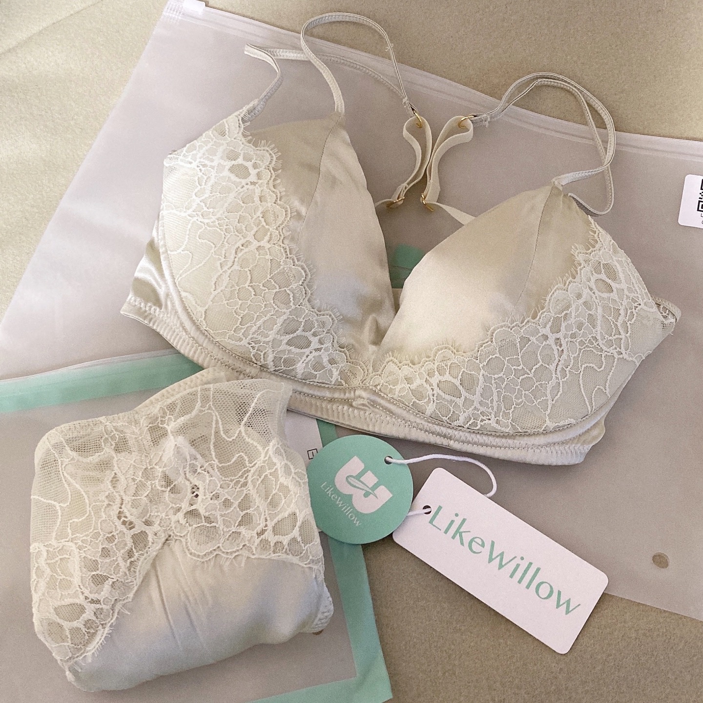 【Goddess Series】 ノンワイヤー シルクブラ＆ショーツ　/LikeWillow/その他を使ったクチコミ（3枚目）