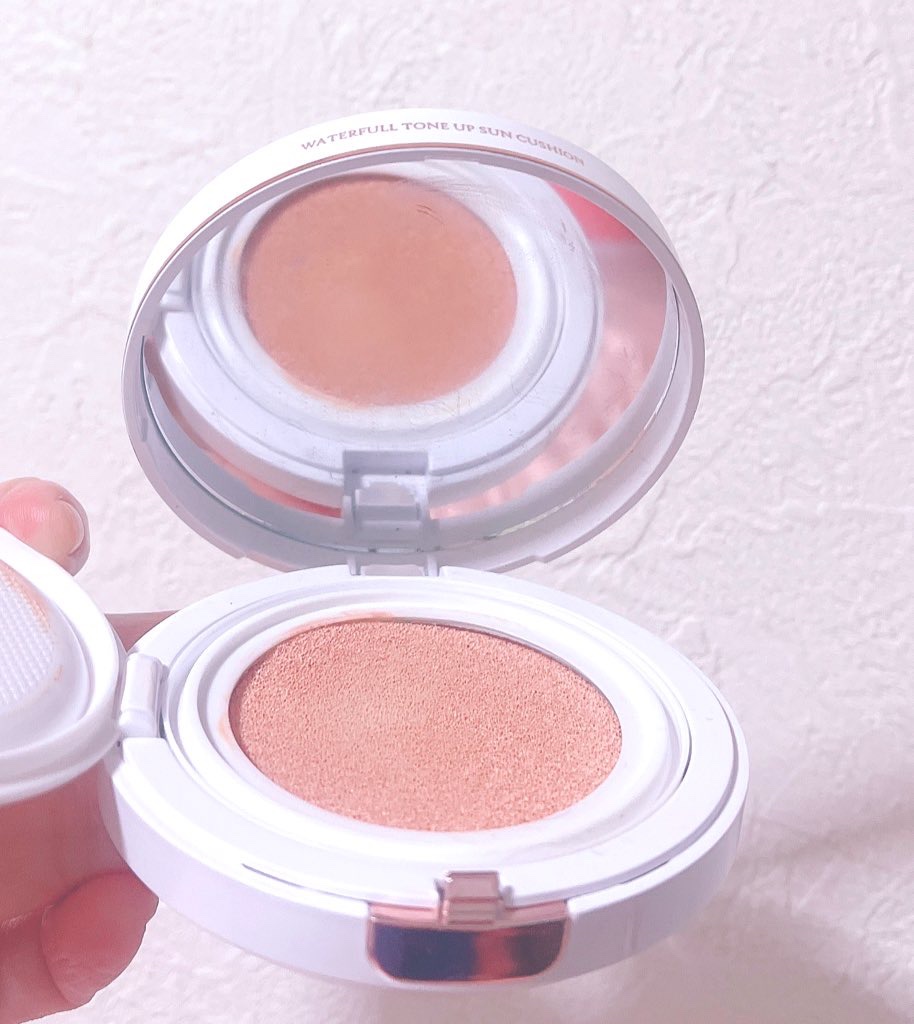 ウォータフルトーンアップサンクッション/ダルバ/化粧下地を使ったクチコミ（2枚目）