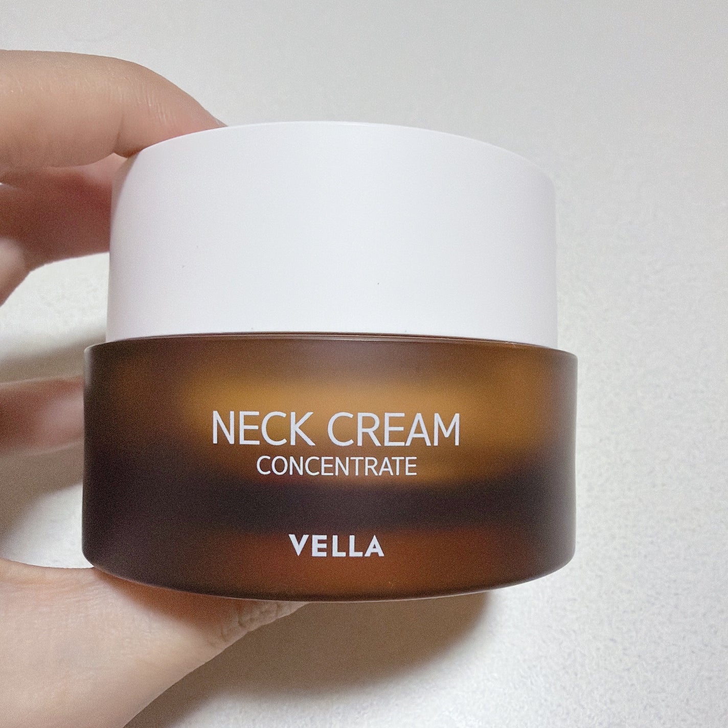 ベラ アルティメットエージ ネッククリーム/VELLA/フェイスクリームを使ったクチコミ(2枚目)