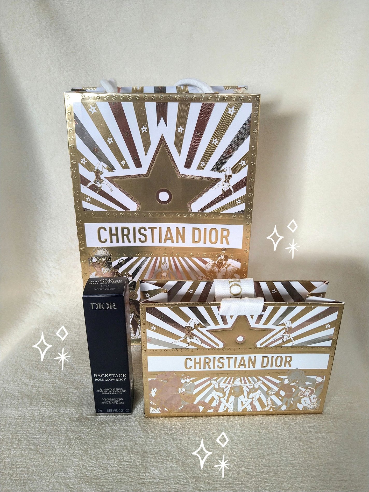 バックステージ ロージー グロウ スティック/Dior/チークを使ったクチコミ(2枚目)