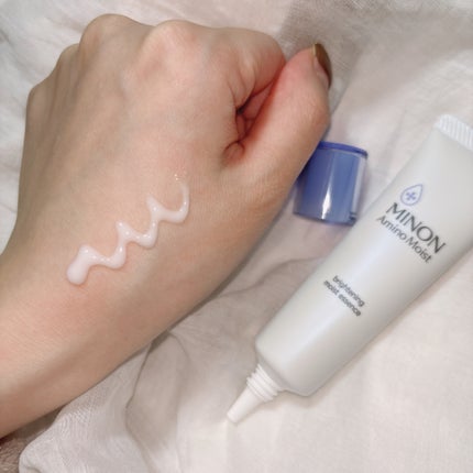 ミノン アミノモイスト ブライトニング モイストエッセンス/ミノン/美容液を使ったクチコミ(3枚目)