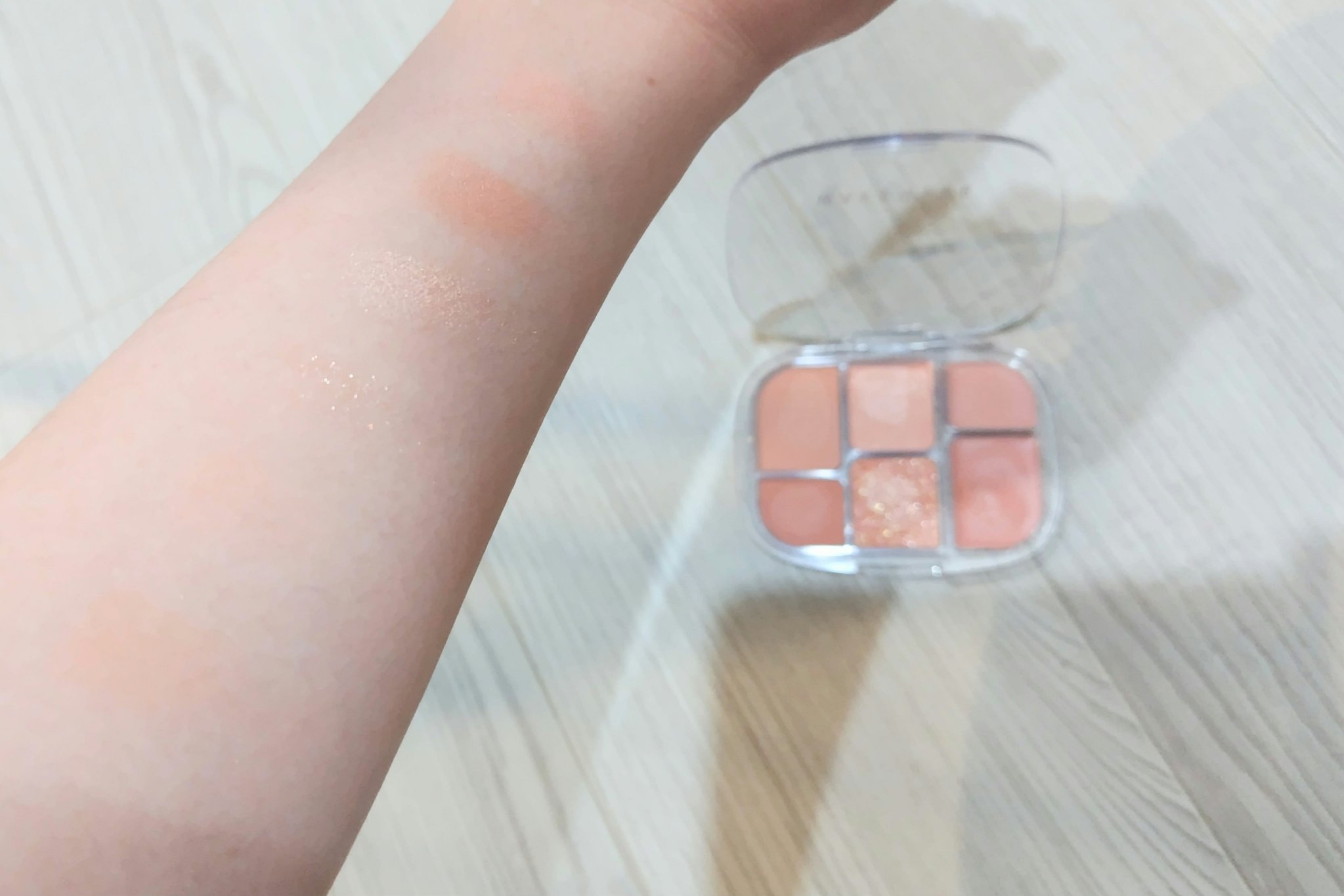 ソフトシアーマルチパレット/wakemake/アイシャドウパレットを使ったクチコミ（3枚目）