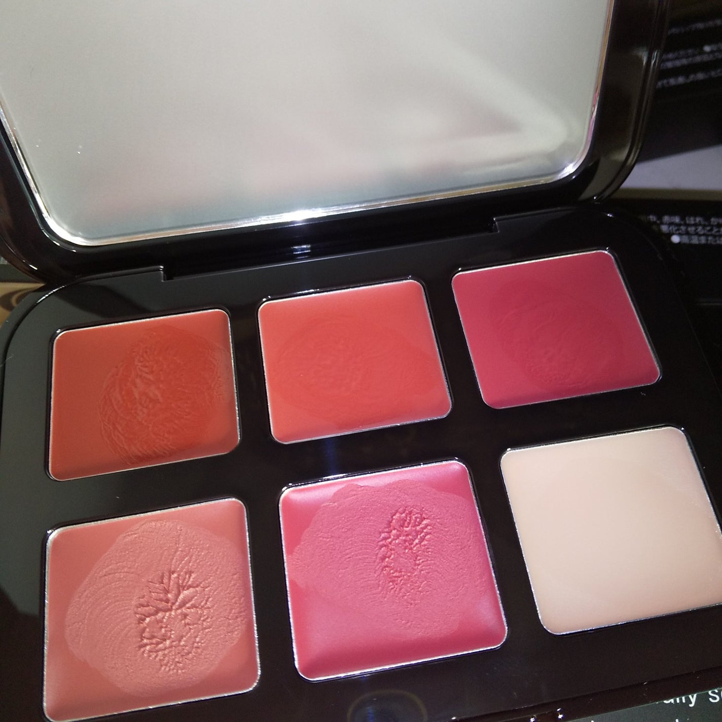 1周年アニバーサリー クリスマスコフレ/リカリアル/メイクアップキットを使ったクチコミ(2枚目)