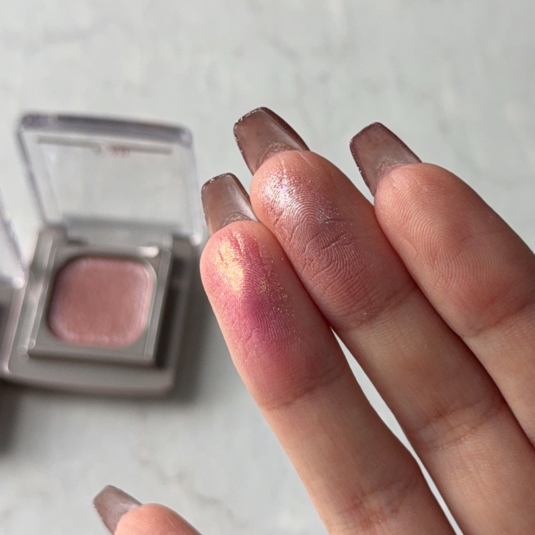 Luminous Baked Eyeshadow/CHEERYEP/単色アイシャドウを使ったクチコミ（3枚目）