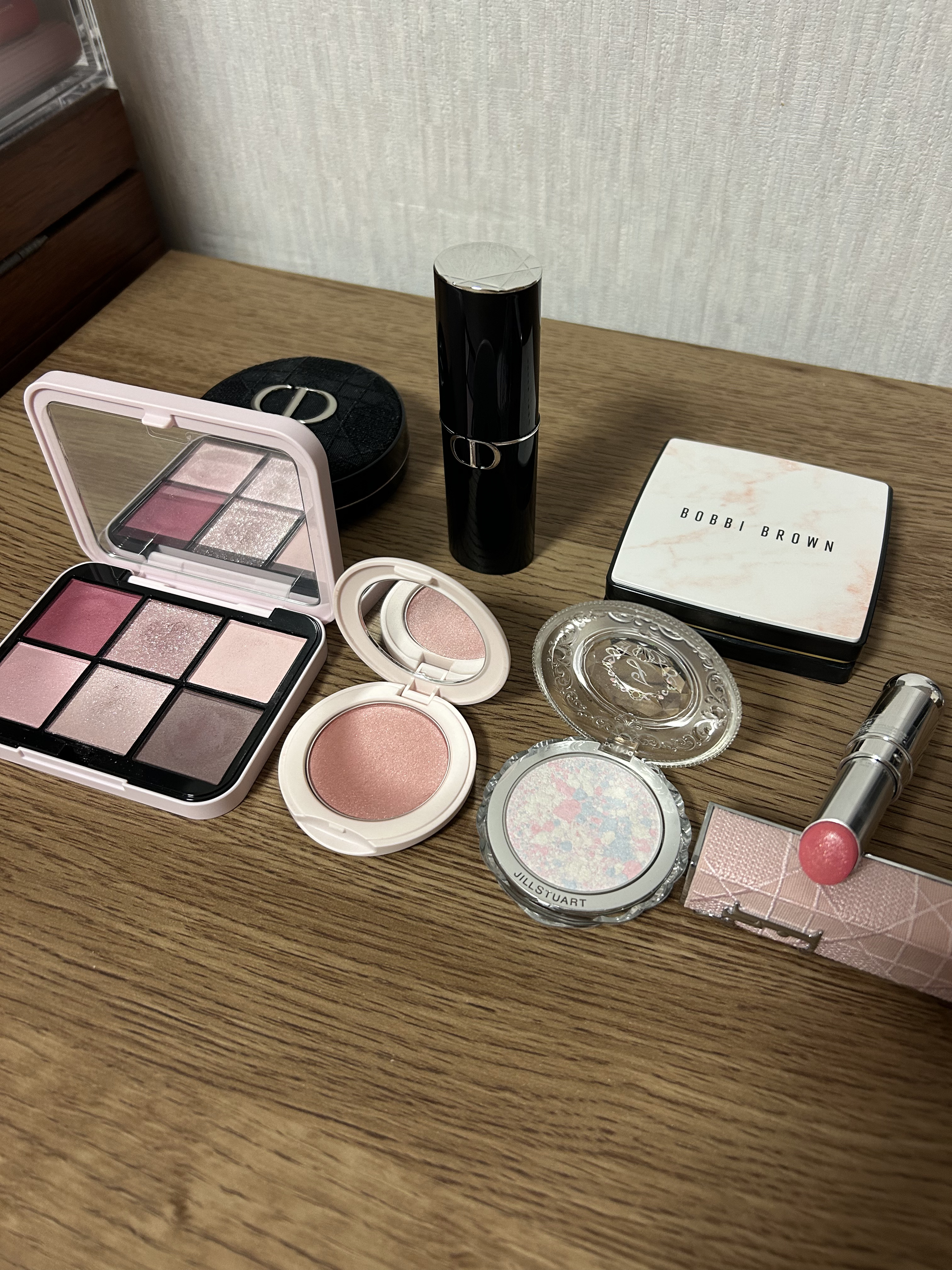 ディオール アディクト リップ グロウ 212 チュチュ/Dior/リップバームを使ったクチコミ（2枚目）