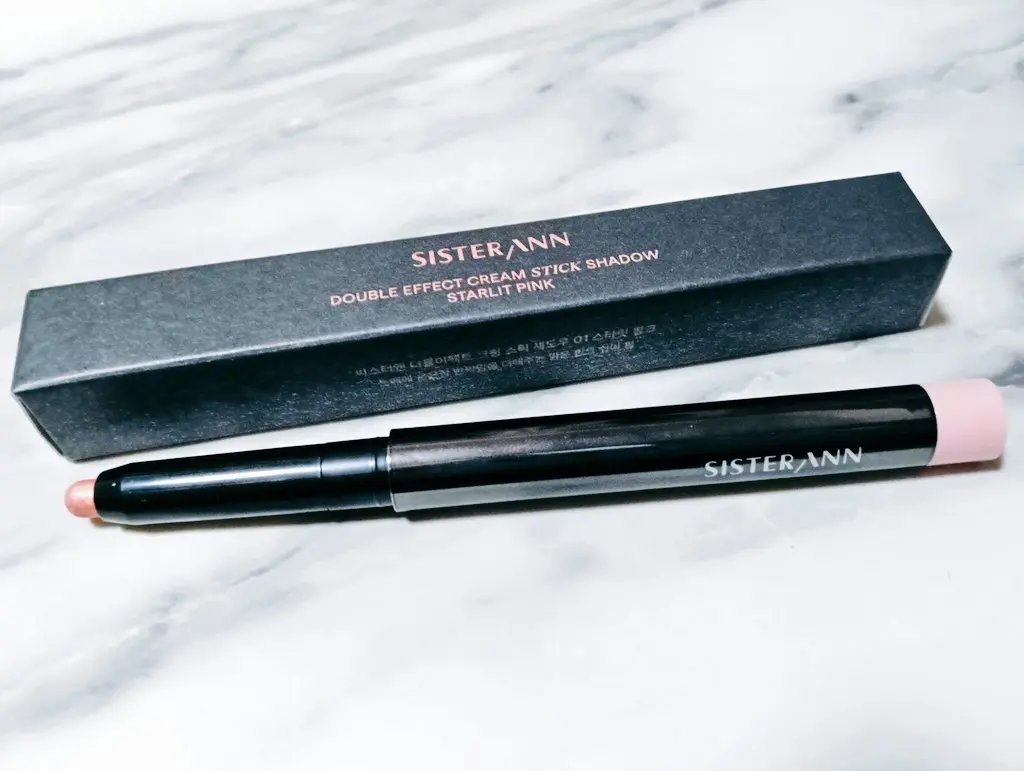 クリームスティックシャドウ 01 スターリットピンク/SISTER ANN/スティックアイシャドウを使ったクチコミ（2枚目）