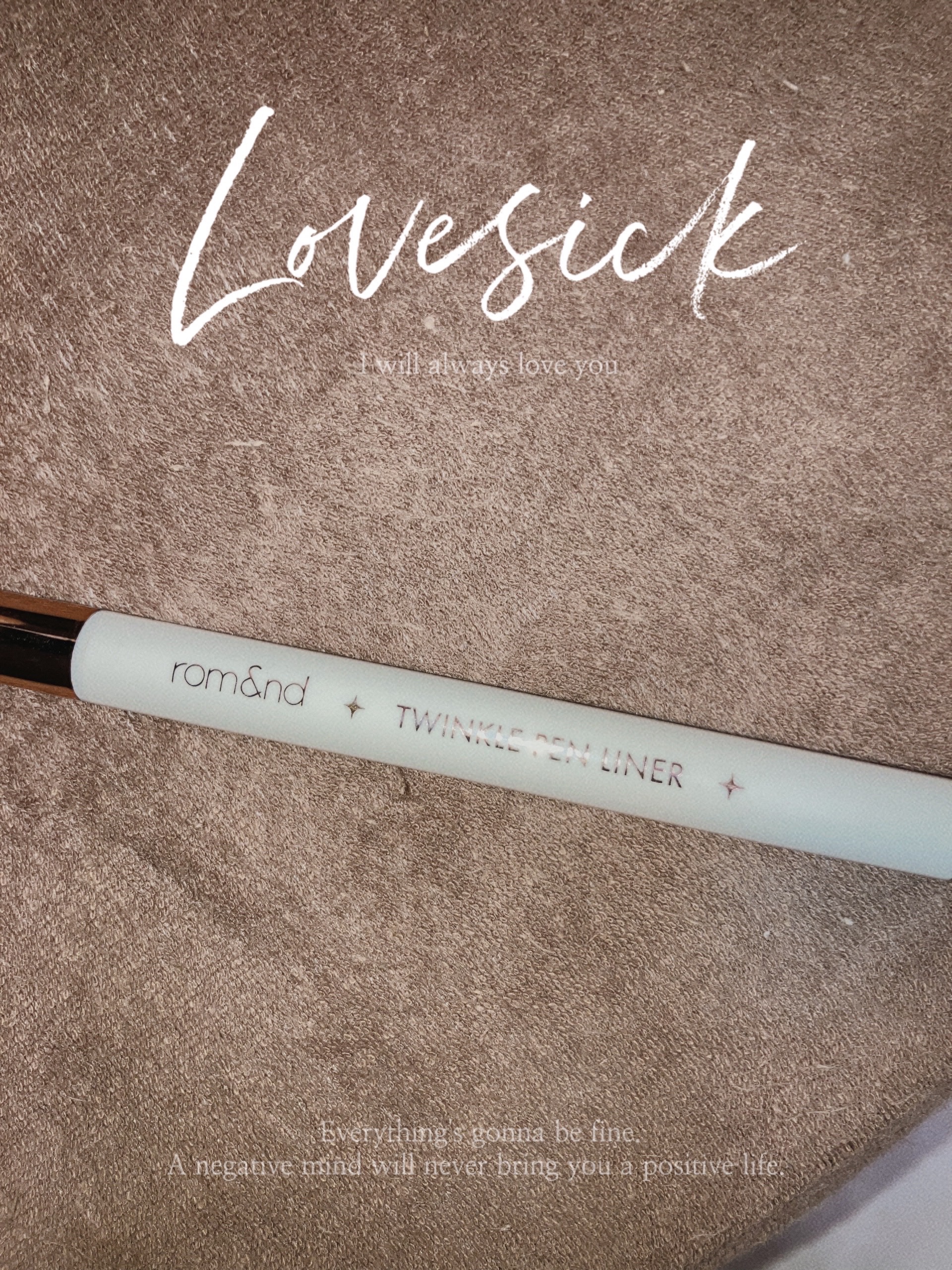 トゥインクルペンライナー/rom&nd/リキッドアイライナーを使ったクチコミ（1枚目）