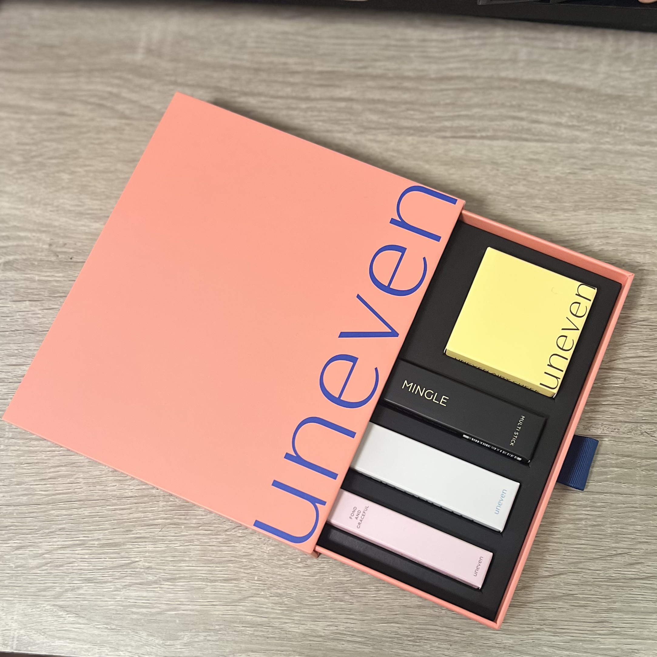 uneven fitting gloss stick/uneven/リップグロスを使ったクチコミ（2枚目）