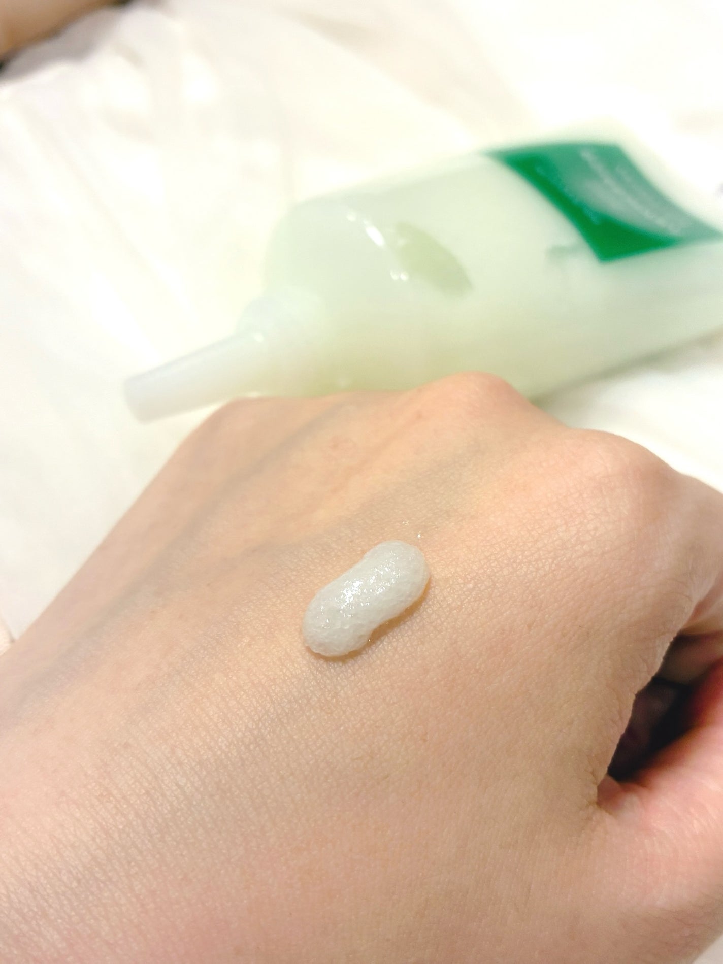 ローズマリー スカルプ スクラブ/AROMATICA/ヘッドスクラブを使ったクチコミ(2枚目)