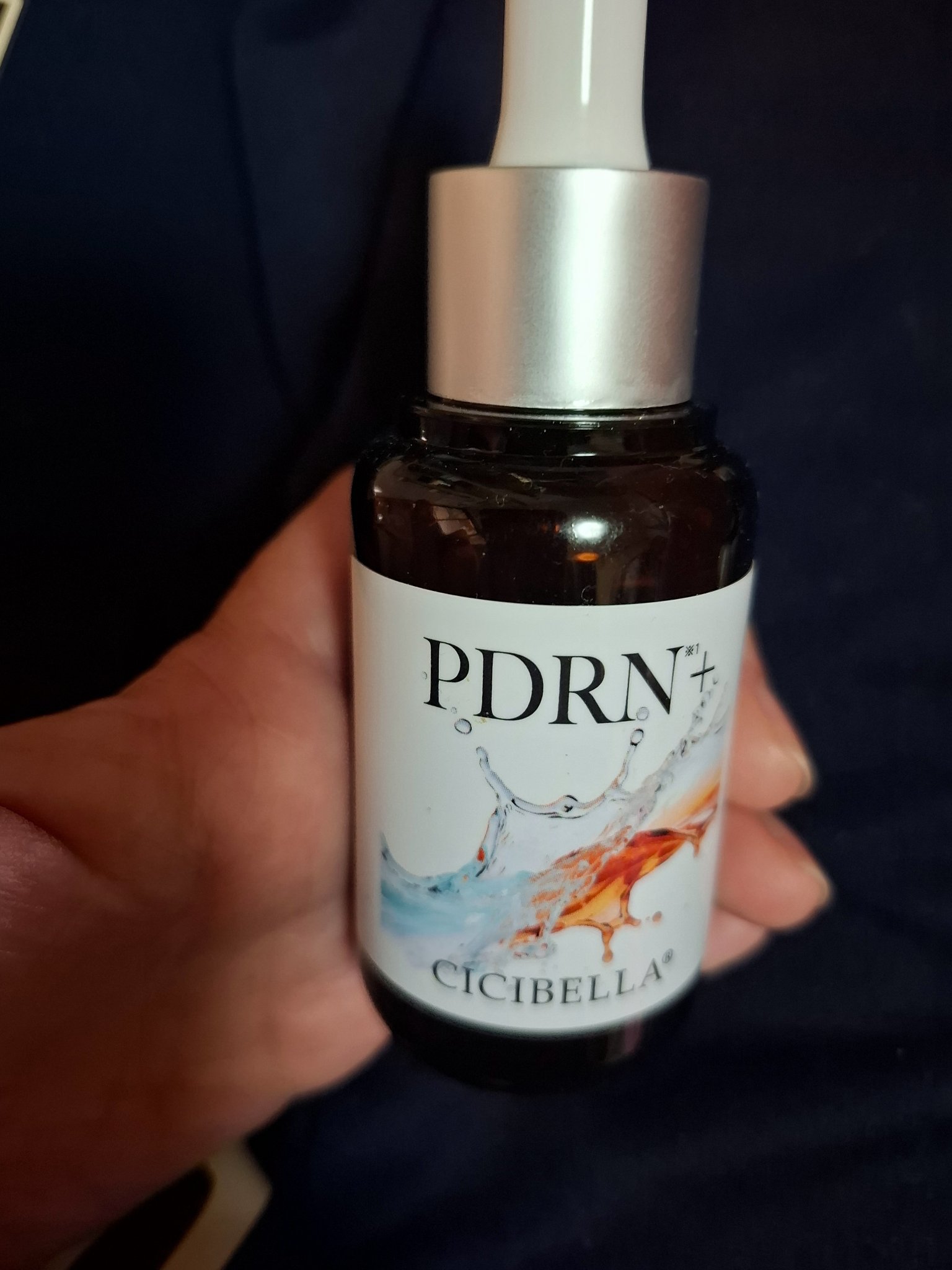CICIBELLA プレミアムビューティーセラム PDRN+美容液のクチコミ「ロフトで購入しました。
PDRN配合だから肌には良いと思うけど、美容液特有？のとろみがなくサラ.....」（1枚目）