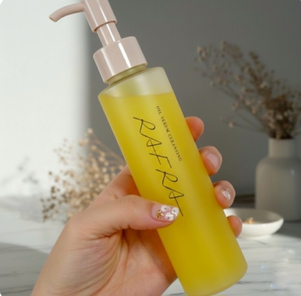 RAFRA オイルセラムクレンジングのクチコミ「RAFRA
オイルセラムクレンジング
150ml
3300円


ポンプ式のクレンジングバーム.....」（2枚目）