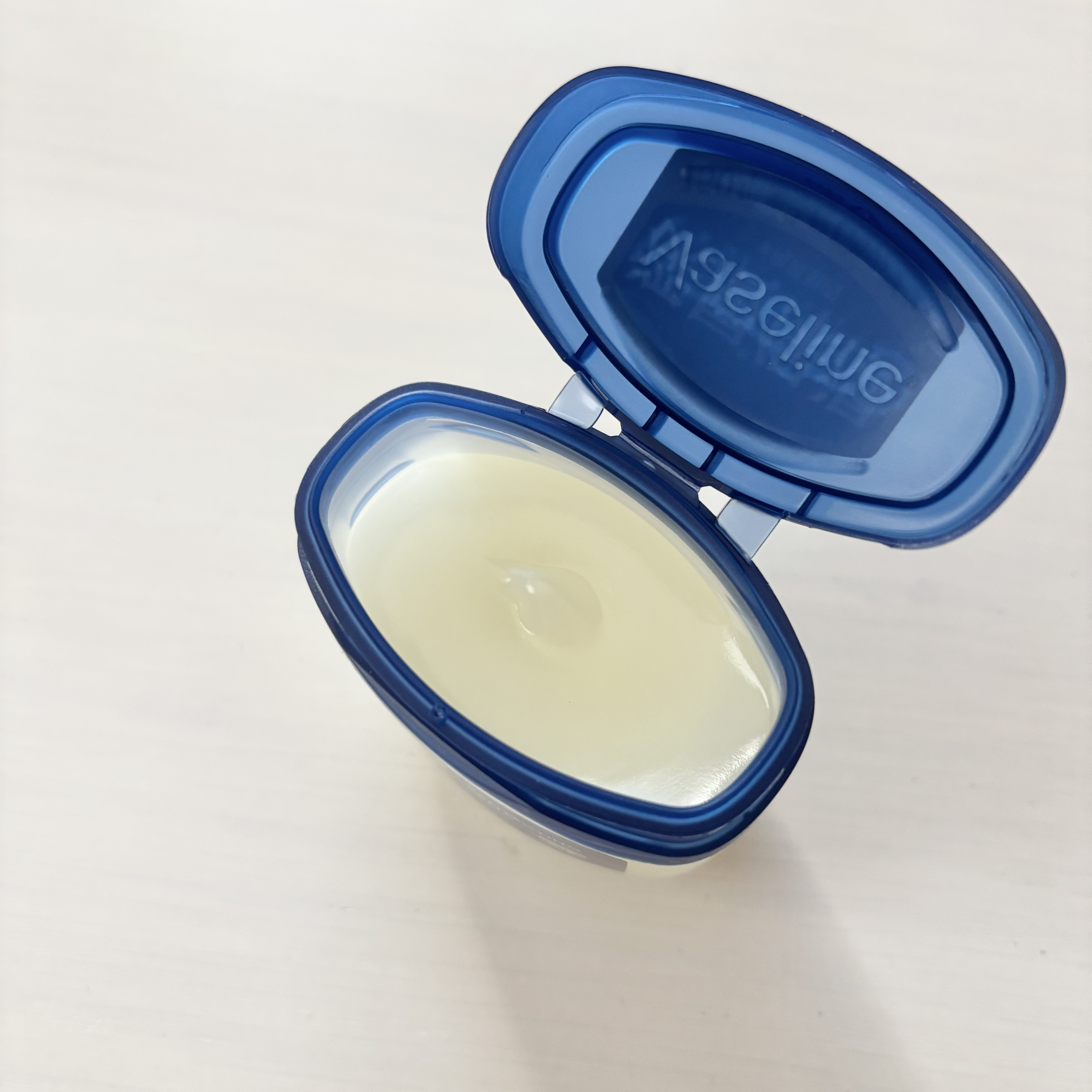 オリジナル ピュアスキンジェリー/ヴァセリン/ボディクリームを使ったクチコミ（2枚目）