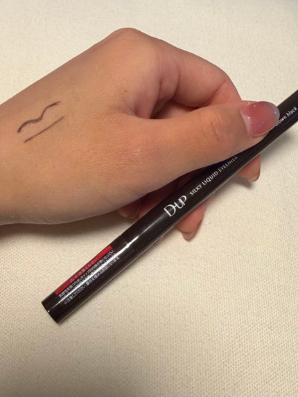 シルキーリキッドアイライナーWP/D-UP/リキッドアイライナーを使ったクチコミ(1枚目)